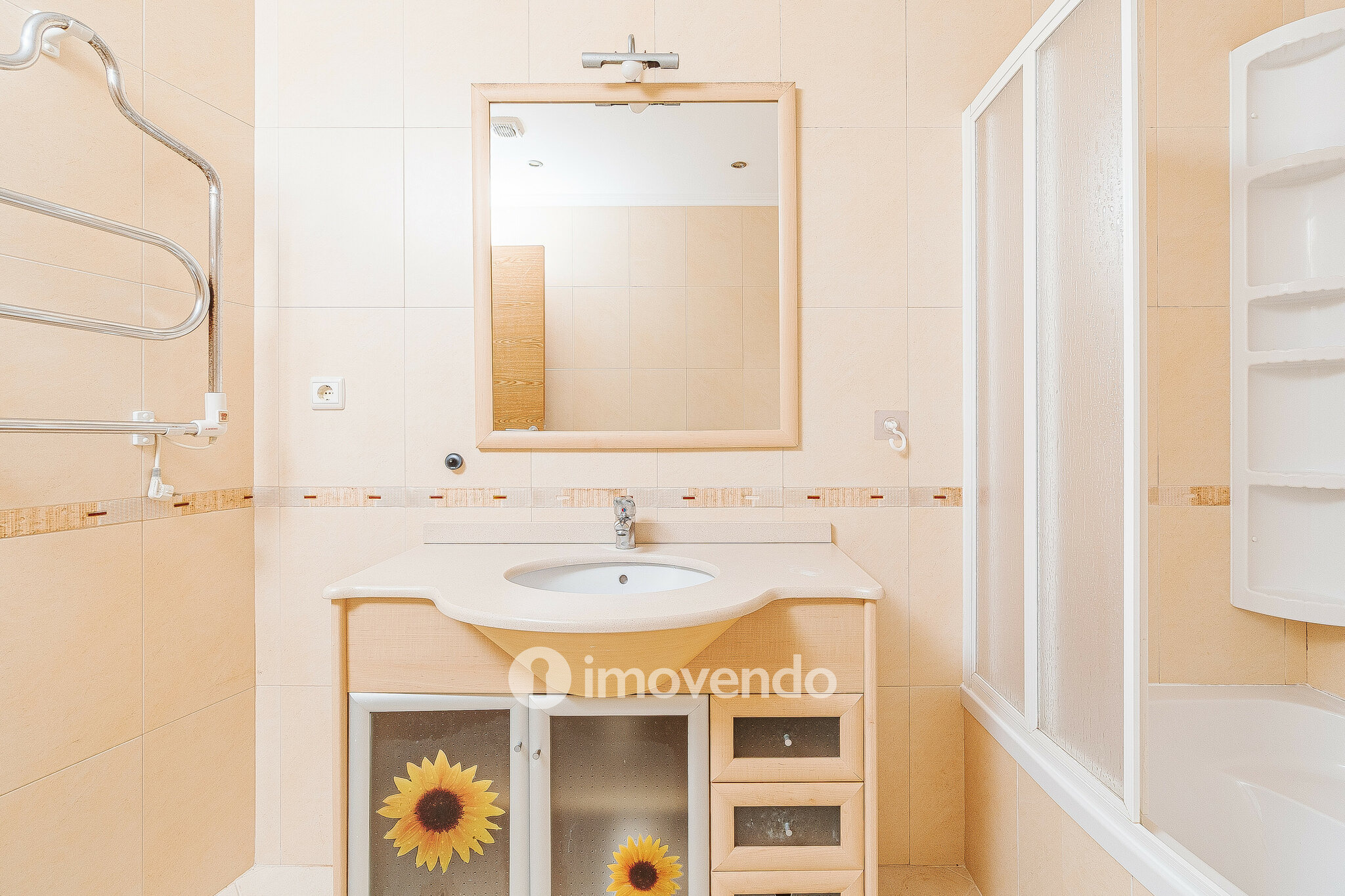 Apartamento T3 com estacionamento em S. João dos Montes