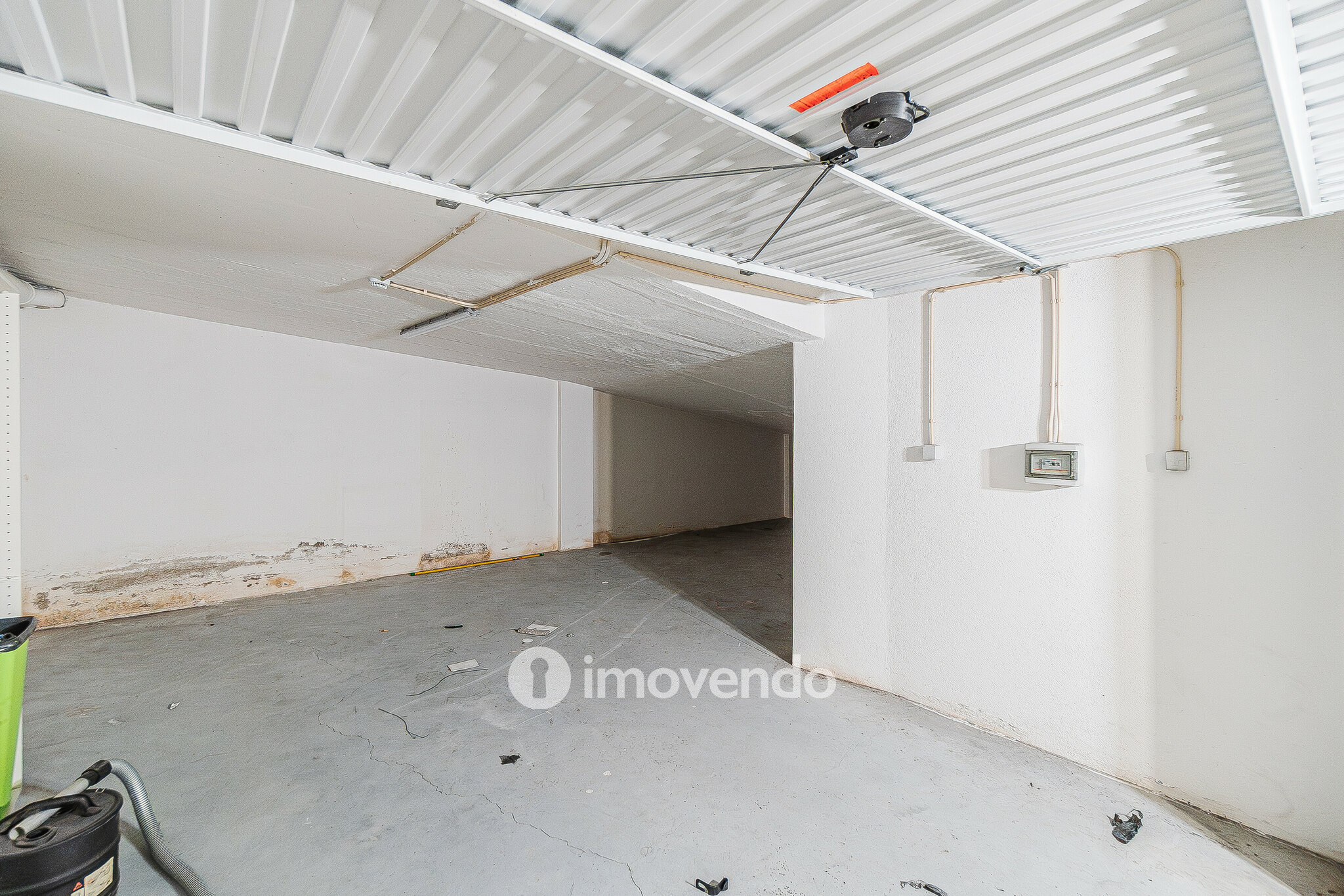 Apartamento T3 com estacionamento em S. João dos Montes