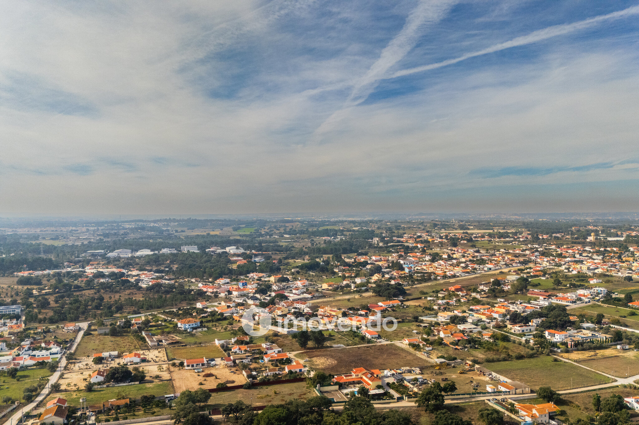 Terreno urbanizável em Palmela, 814 m² e 200 m² para construir