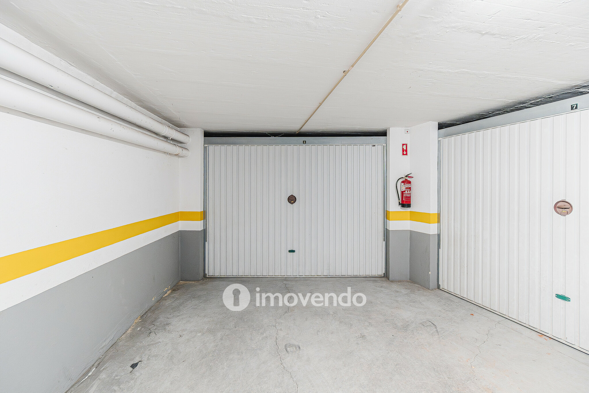 Apartamento T3 com estacionamento em S. João dos Montes