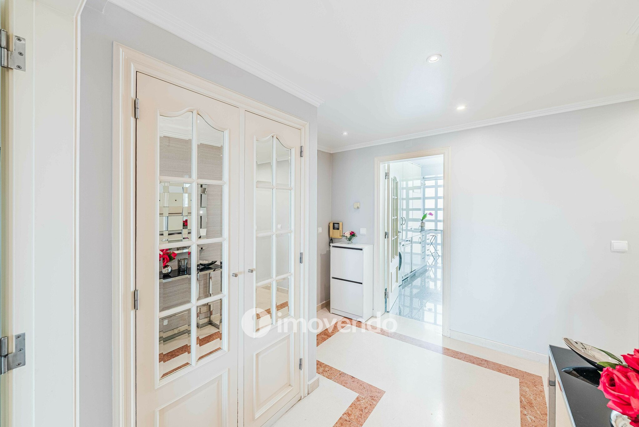 Apartamento T3 exclusivo, com garagem e vista mar, na Parede