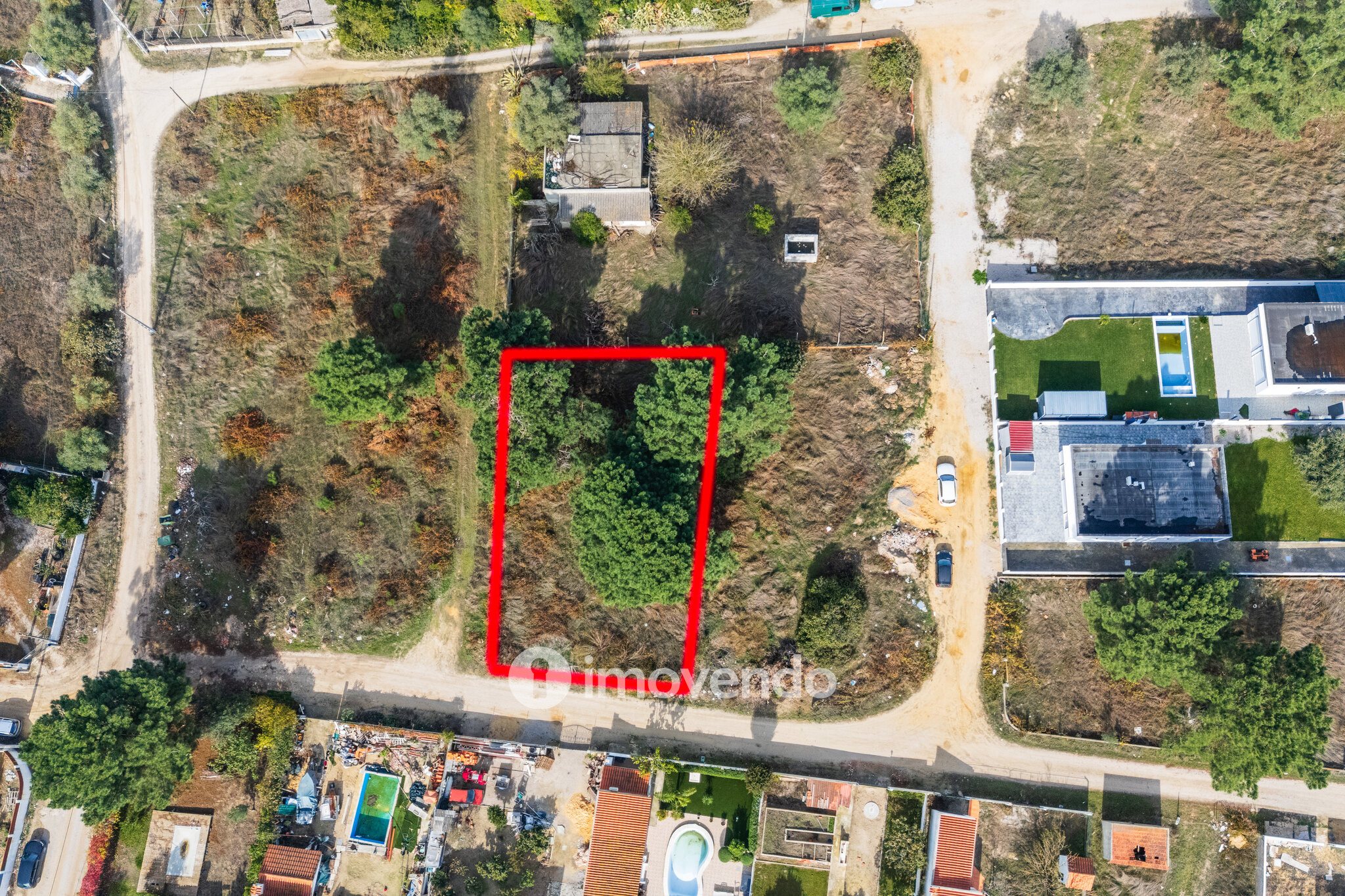 Terreno urbanizável em Palmela, 814 m² e 200 m² para construir