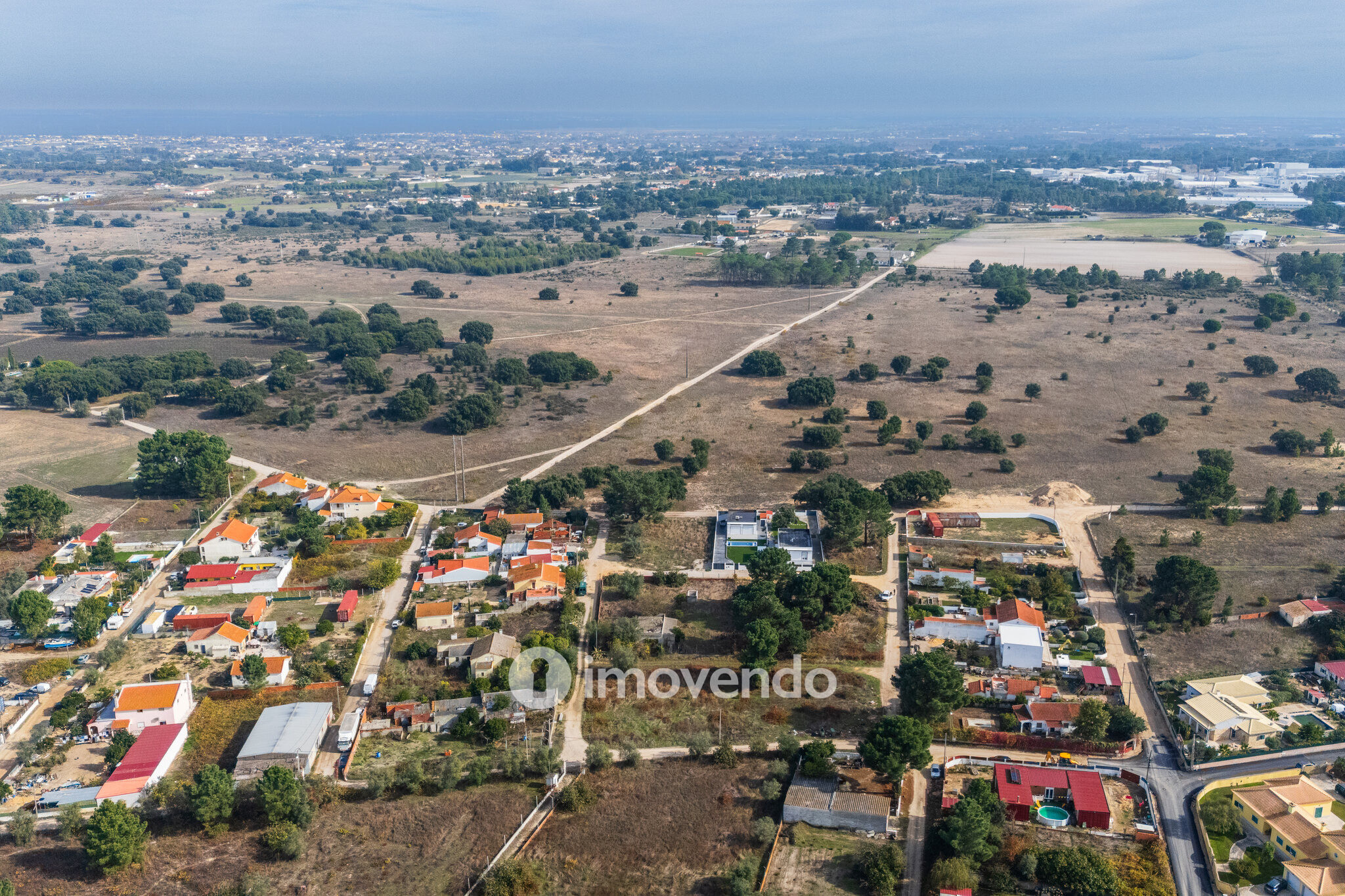 Terreno urbanizável em Palmela, 814 m² e 200 m² para construir
