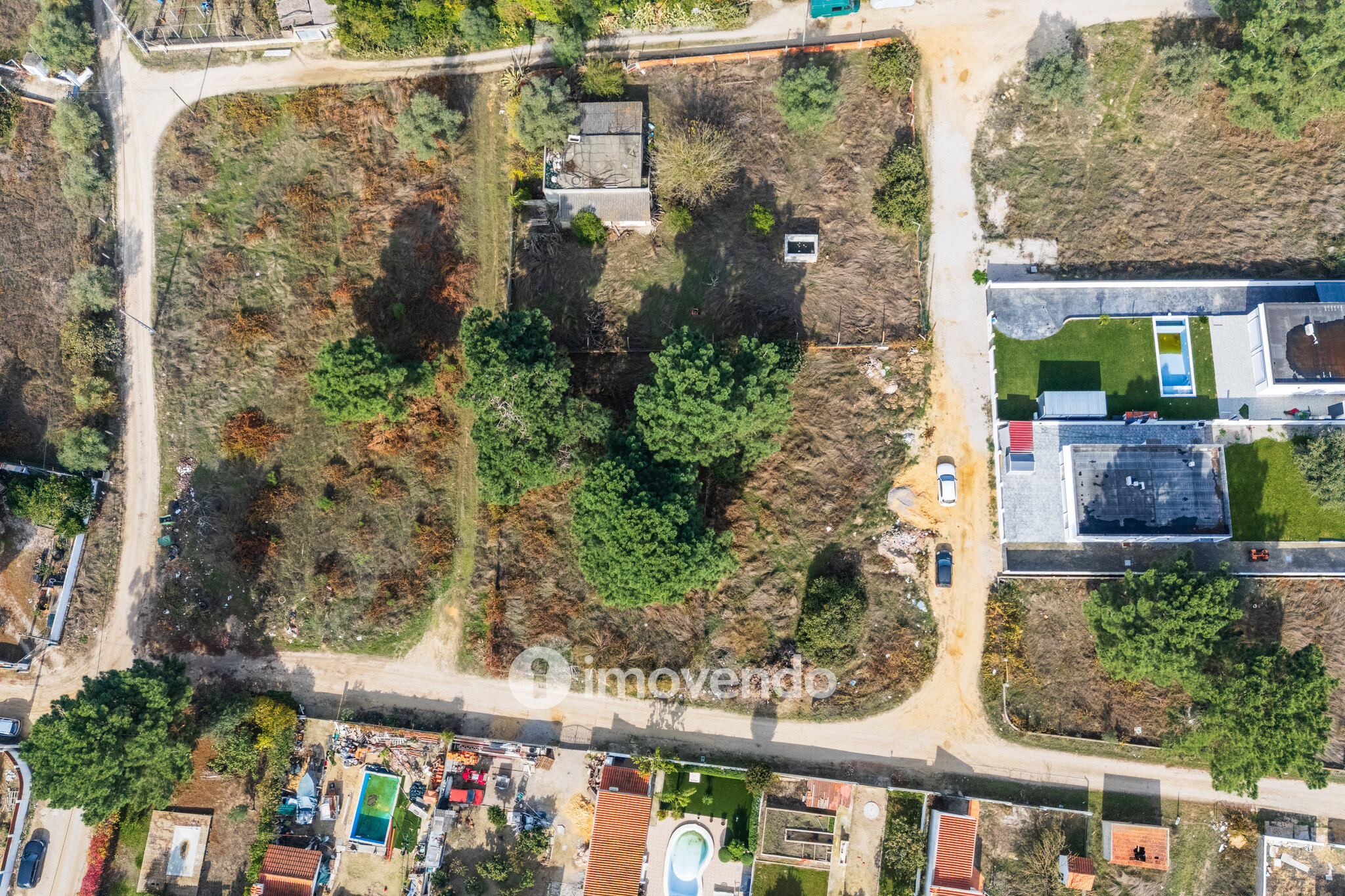 Terreno urbanizável em Palmela, 814 m² e 200 m² para construir