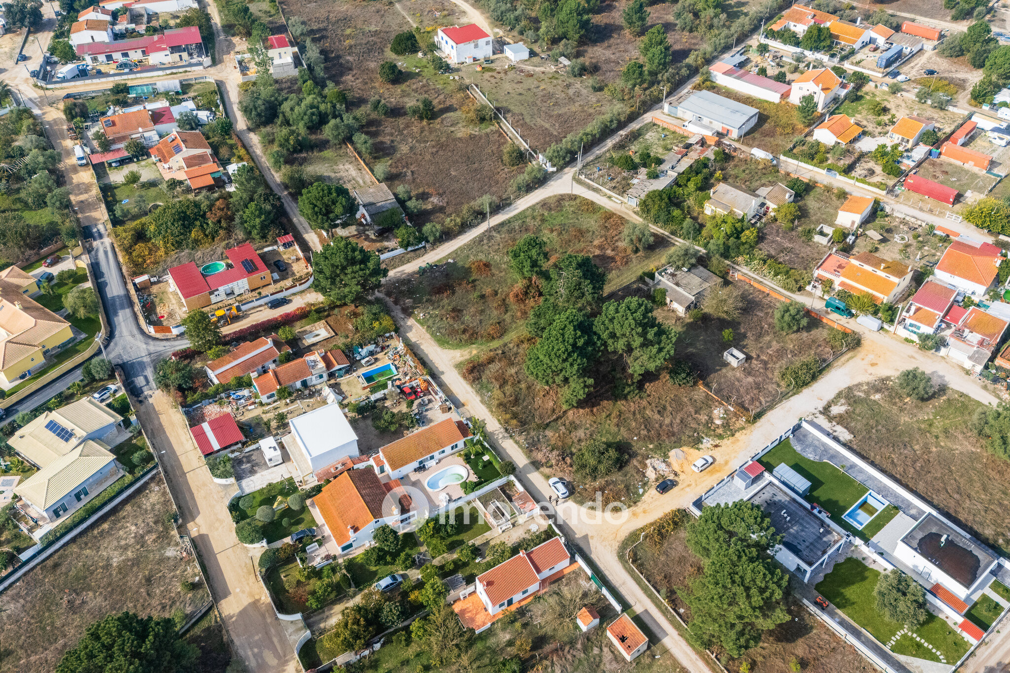 Terreno urbanizável em Palmela, 814 m² e 200 m² para construir