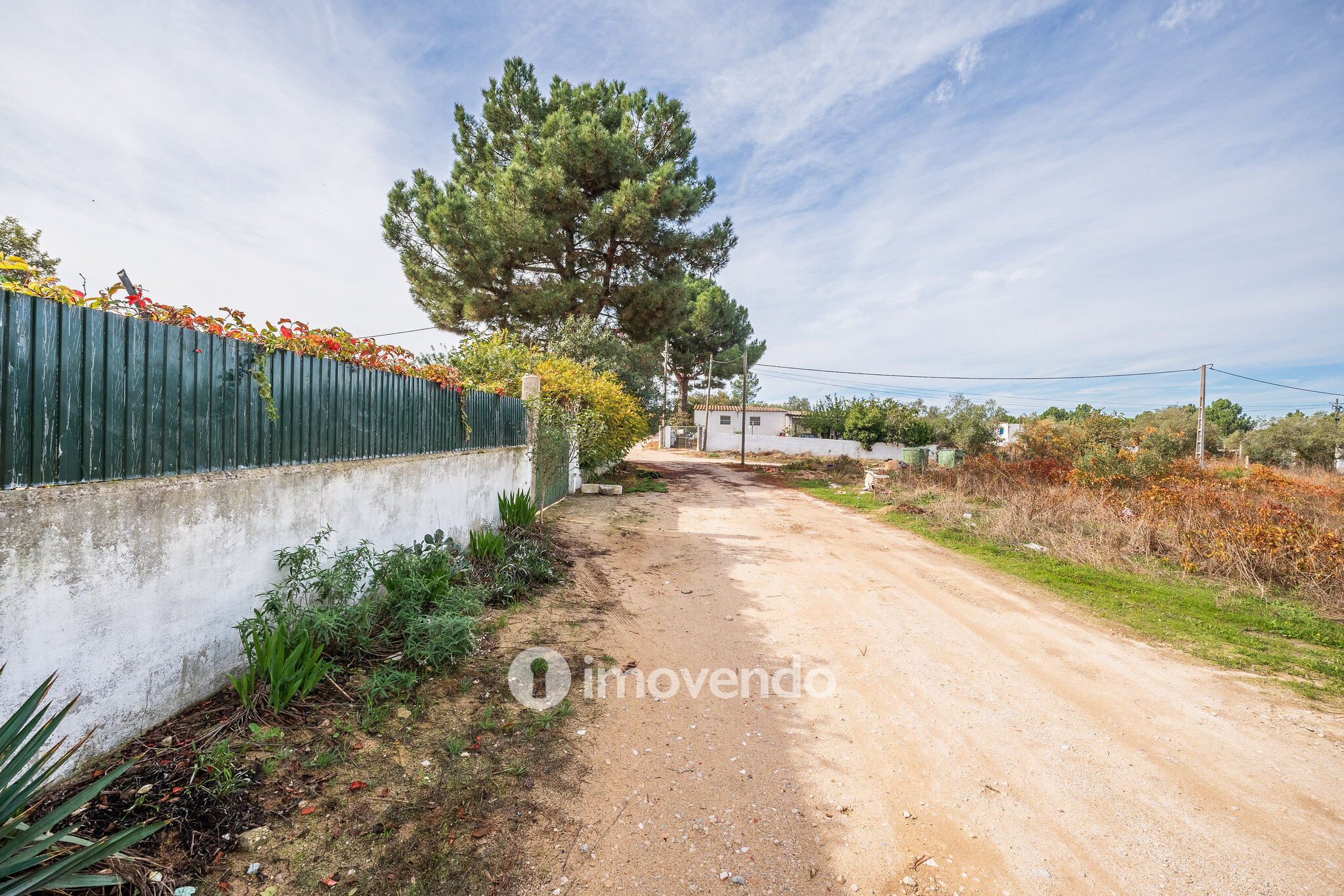 Terreno urbanizável em Palmela, 814 m² e 200 m² para construir