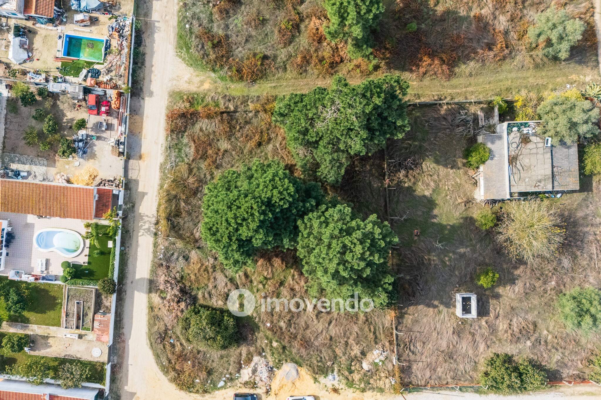 Terreno urbanizável em Palmela, 814 m² e 200 m² para construir