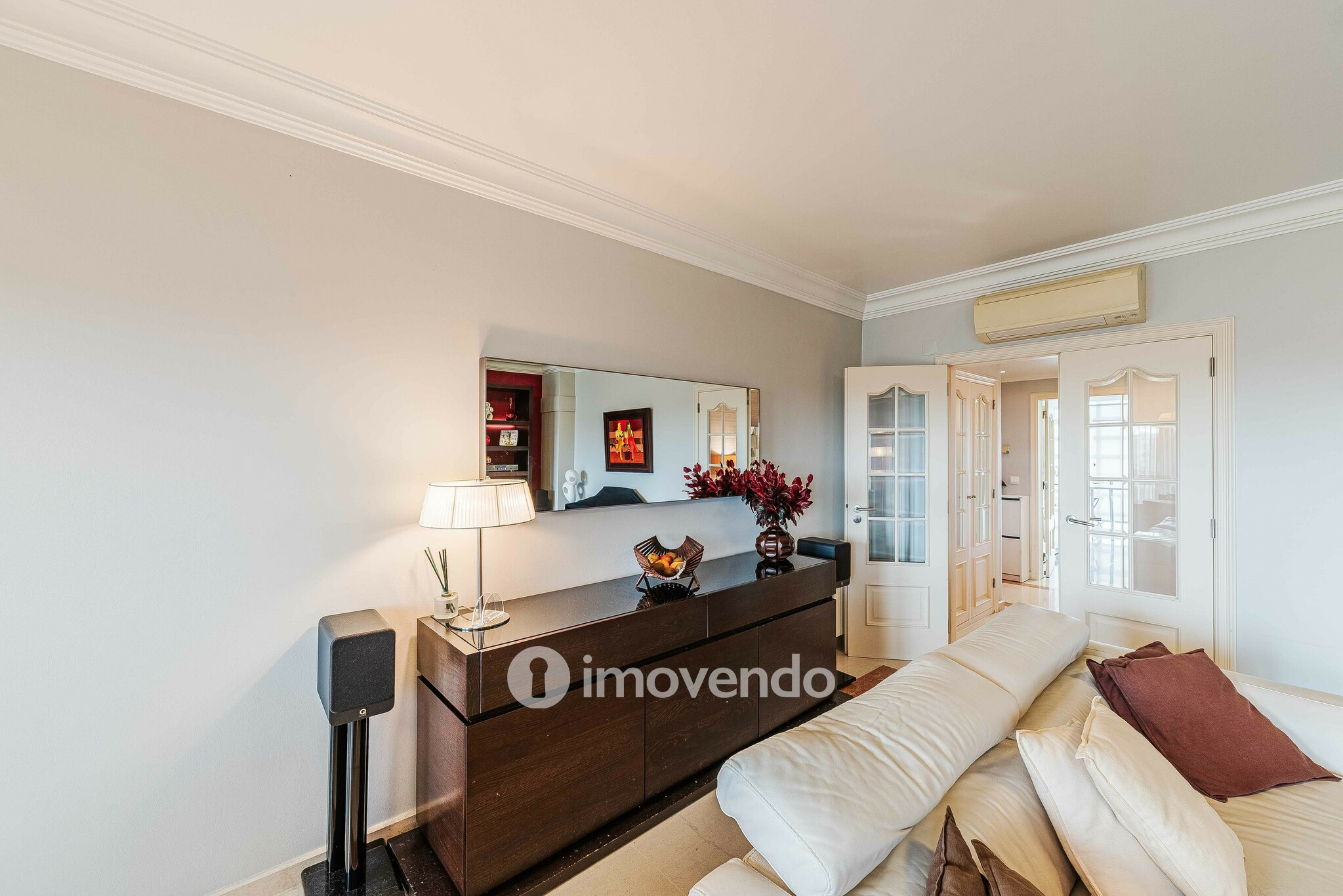 Apartamento T3 exclusivo, com garagem e vista mar, na Parede