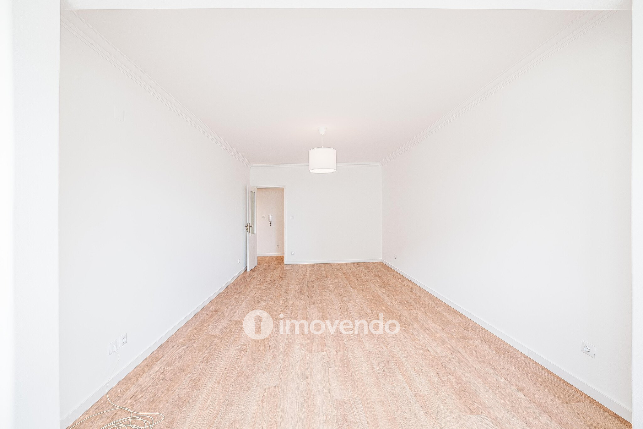 Apartamento T3 com estacionamento, na Quinta do Marquês, em Oeiras