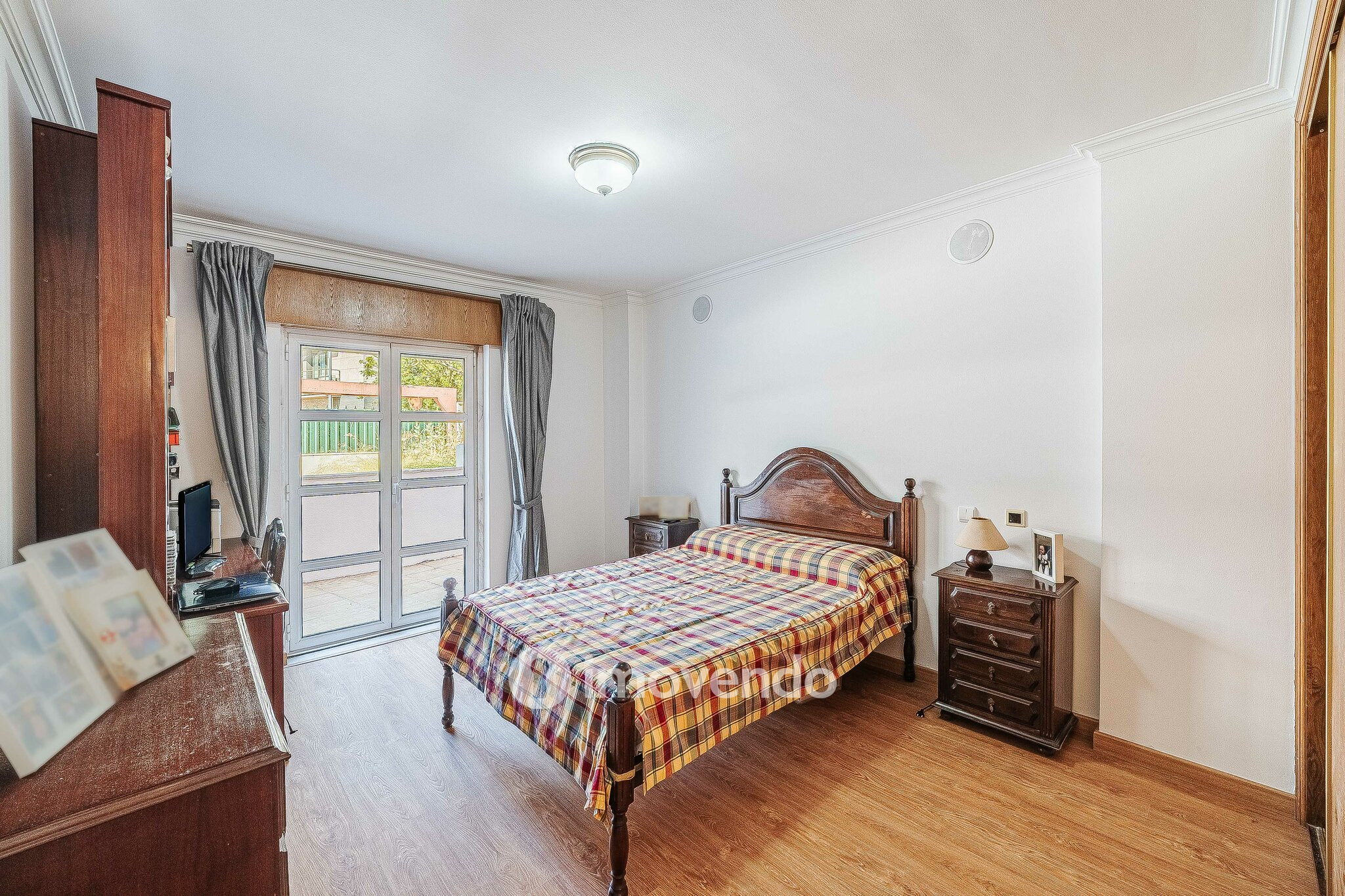 Apartamento T4 exclusivo, com estacionamento e terraço, em Belém