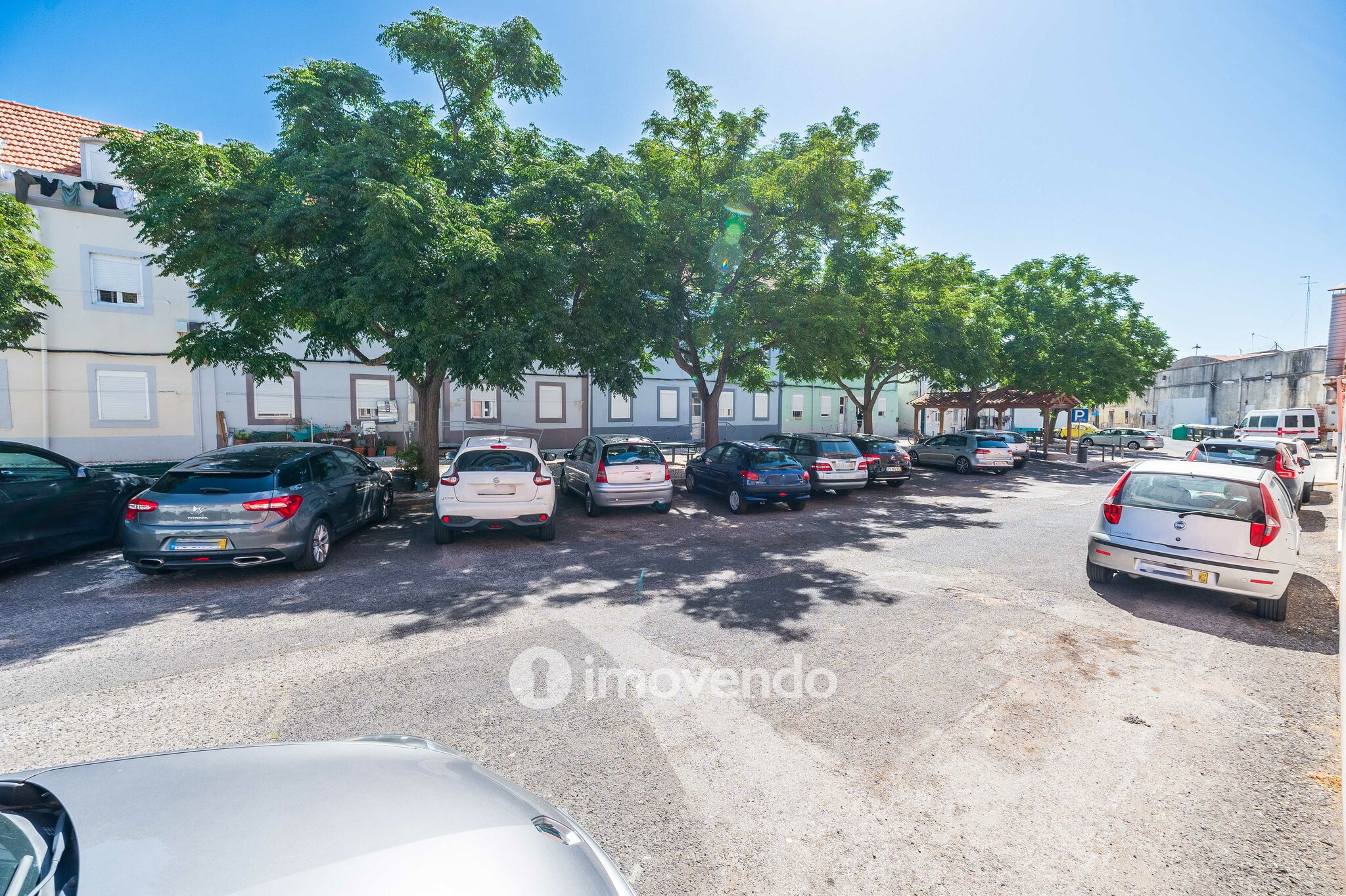 Apartamento T4 exclusivo, com estacionamento e terraço, em Belém