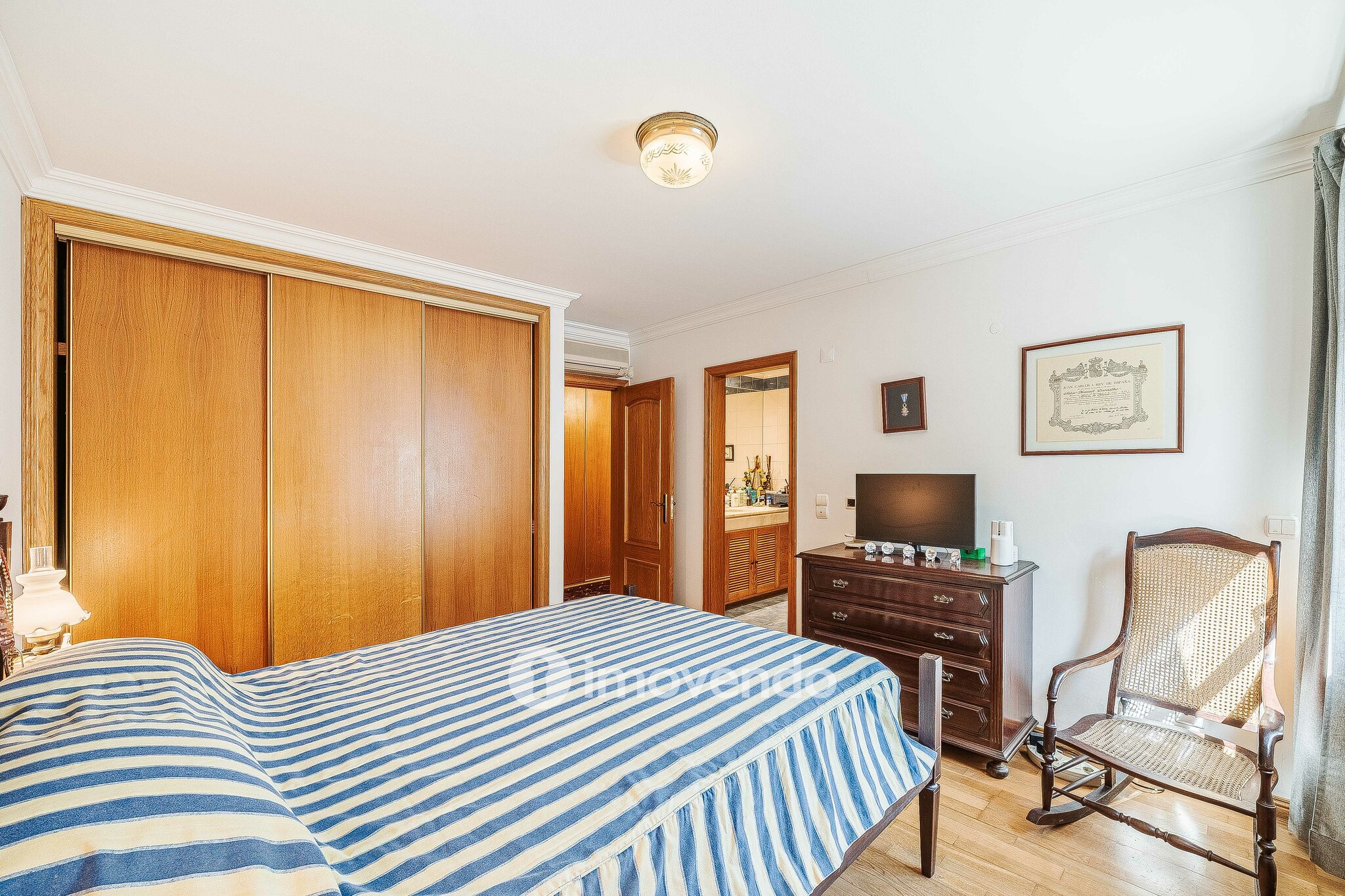 Apartamento T4 exclusivo, com estacionamento e terraço, em Belém
