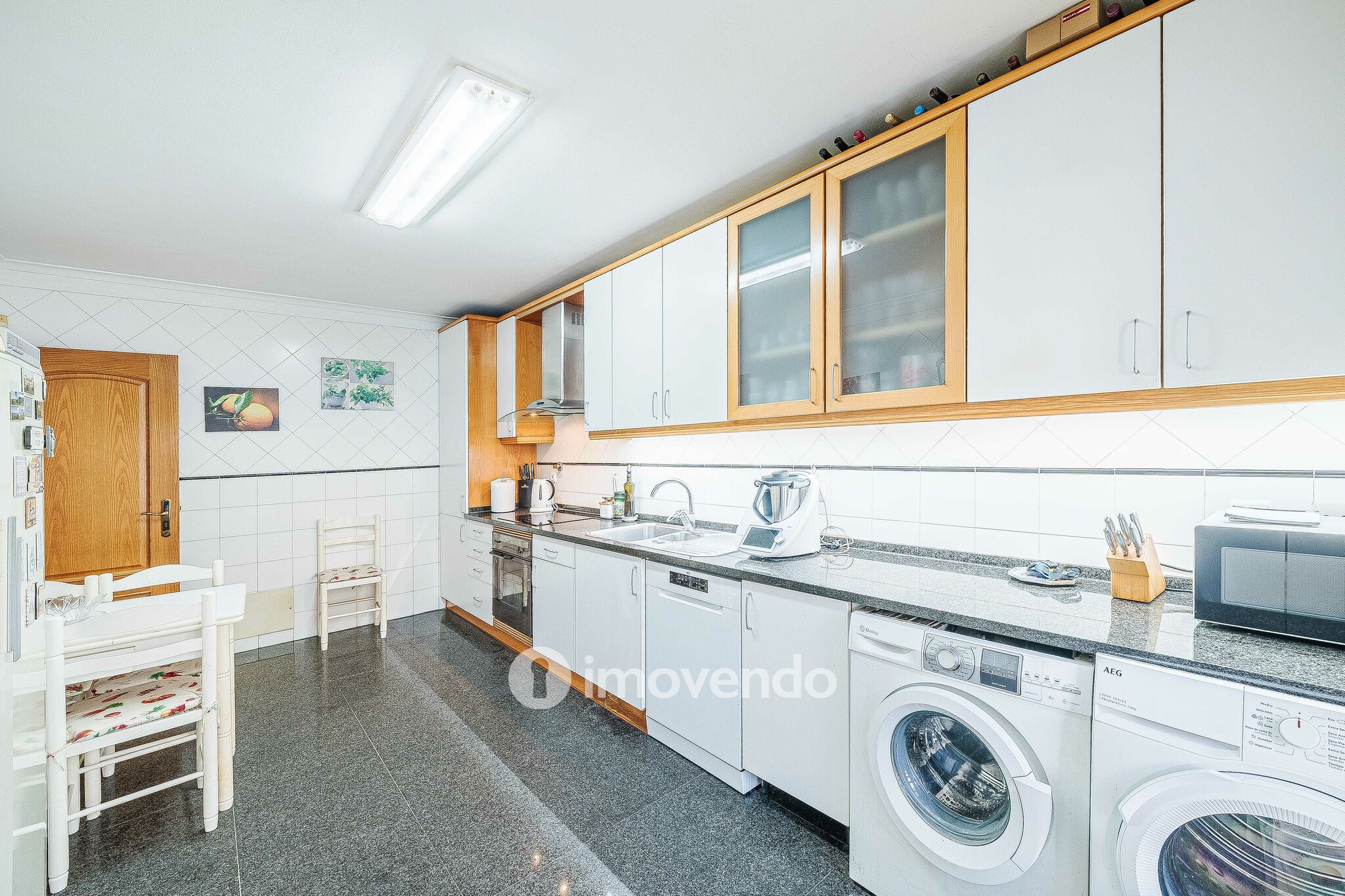 Apartamento T4 exclusivo, com estacionamento e terraço, em Belém