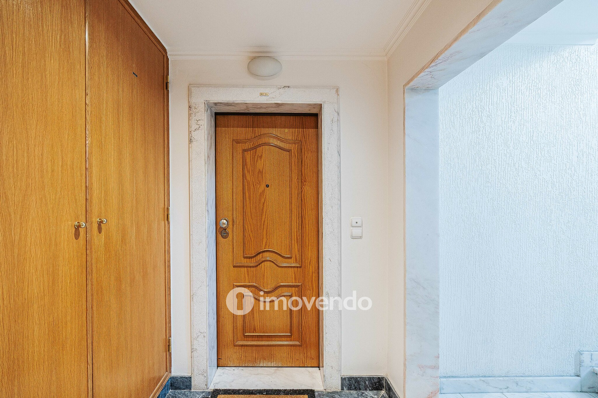 Apartamento T4 exclusivo, com estacionamento e terraço, em Belém