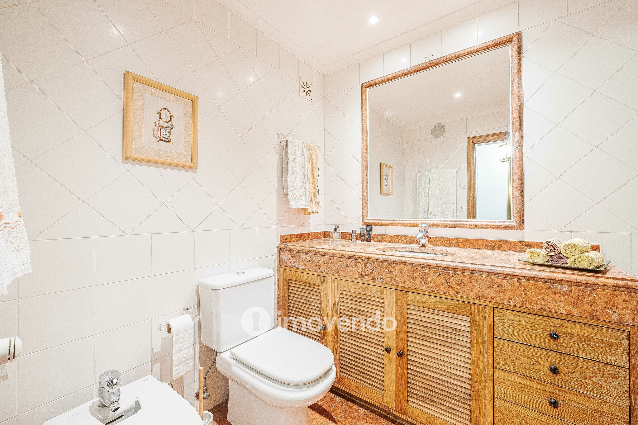 Apartamento T4 exclusivo, com estacionamento e terraço, em Belém