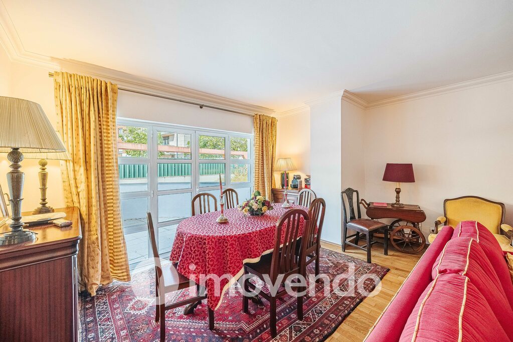 Appartement quatre chambres avec terrasse et parking à Belém - 3