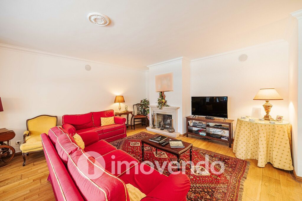 Appartement quatre chambres avec terrasse et parking à Belém - 4