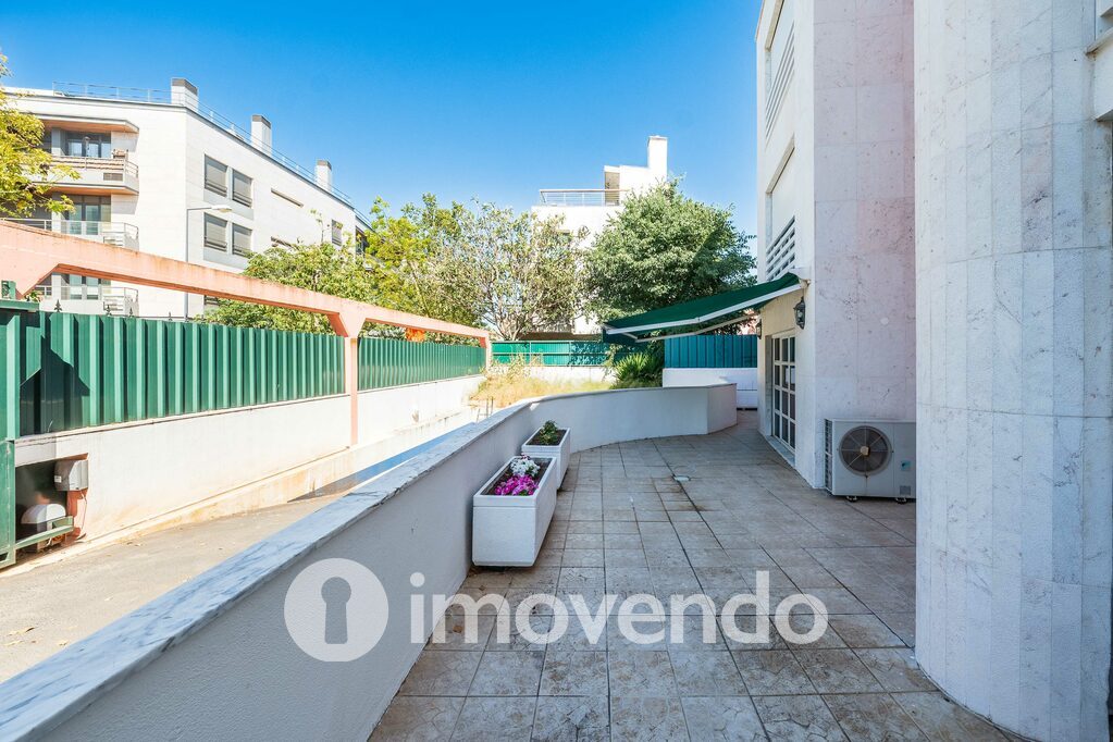 Appartement quatre chambres avec terrasse et parking à Belém - 5