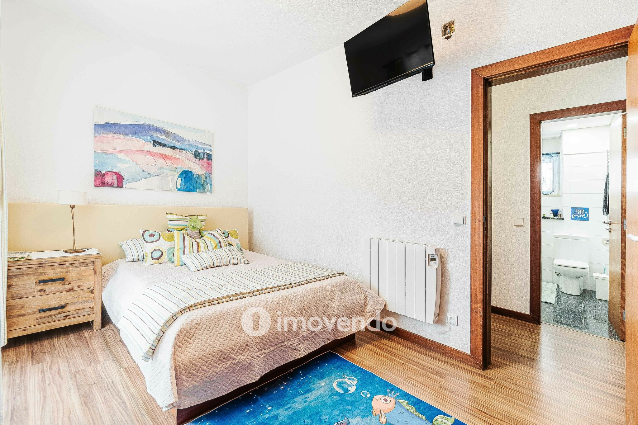 Quinta T3 isolada, com 14.500m² de terreno e piscina, em Loures