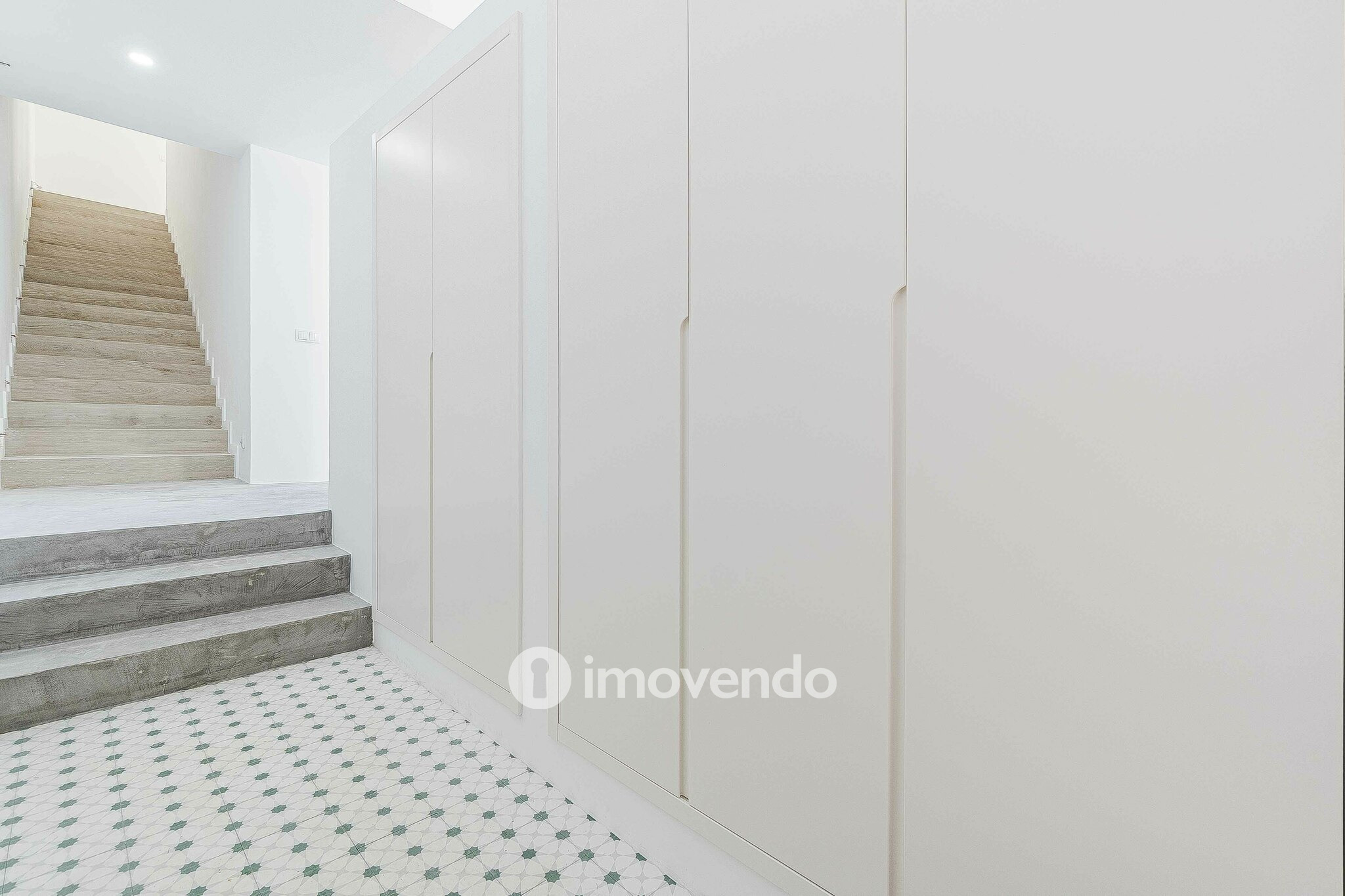 Moradia T2+2 moderna e premium, com garagem, em Alcochete