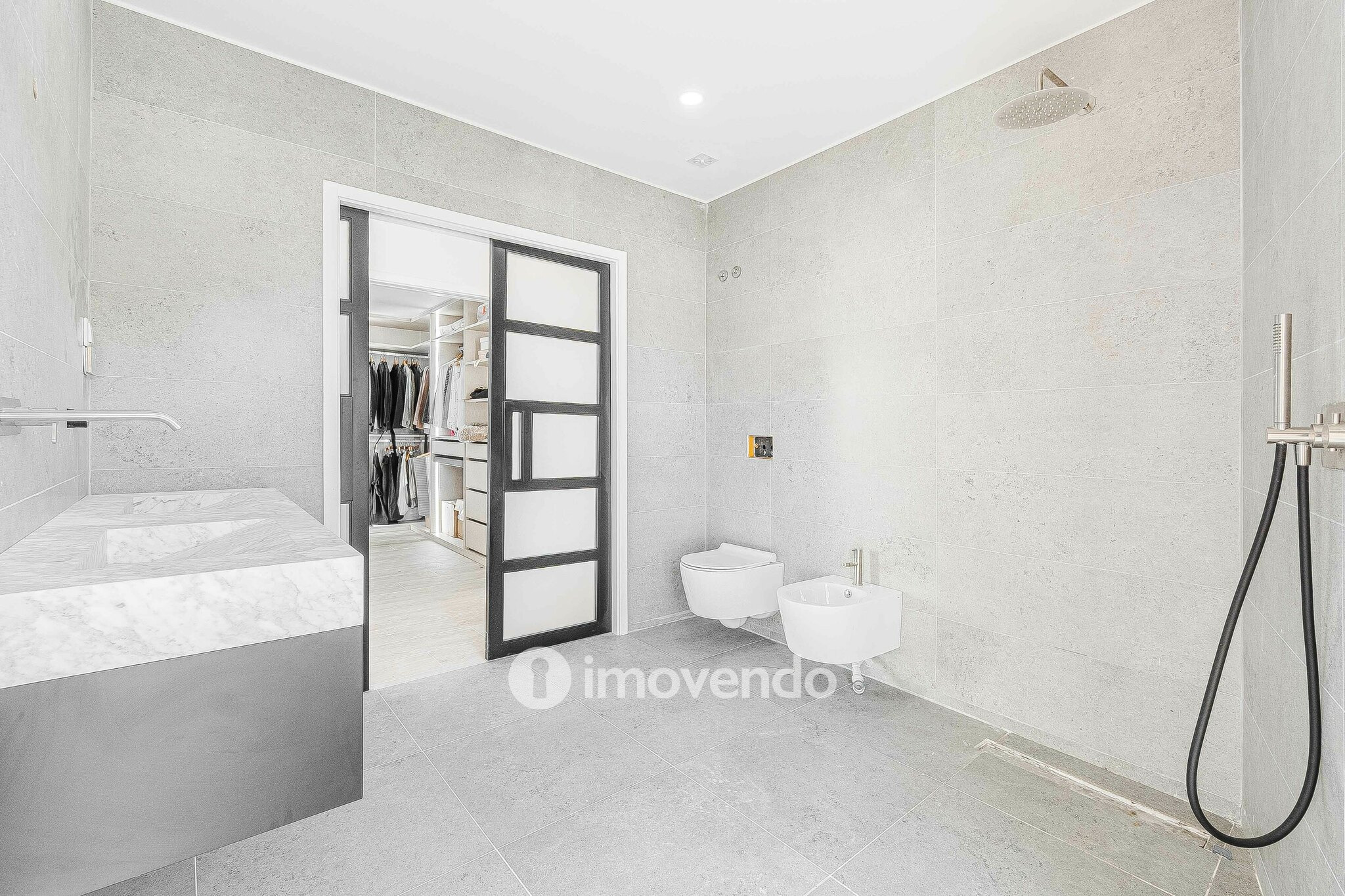 Moradia T2+2 moderna e premium, com garagem, em Alcochete