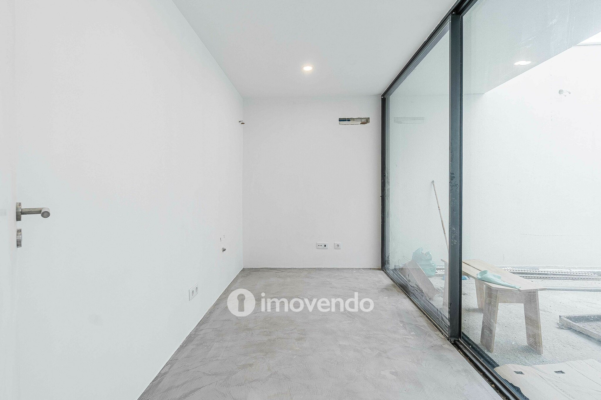 Moradia T2+2 moderna e premium, com garagem, em Alcochete