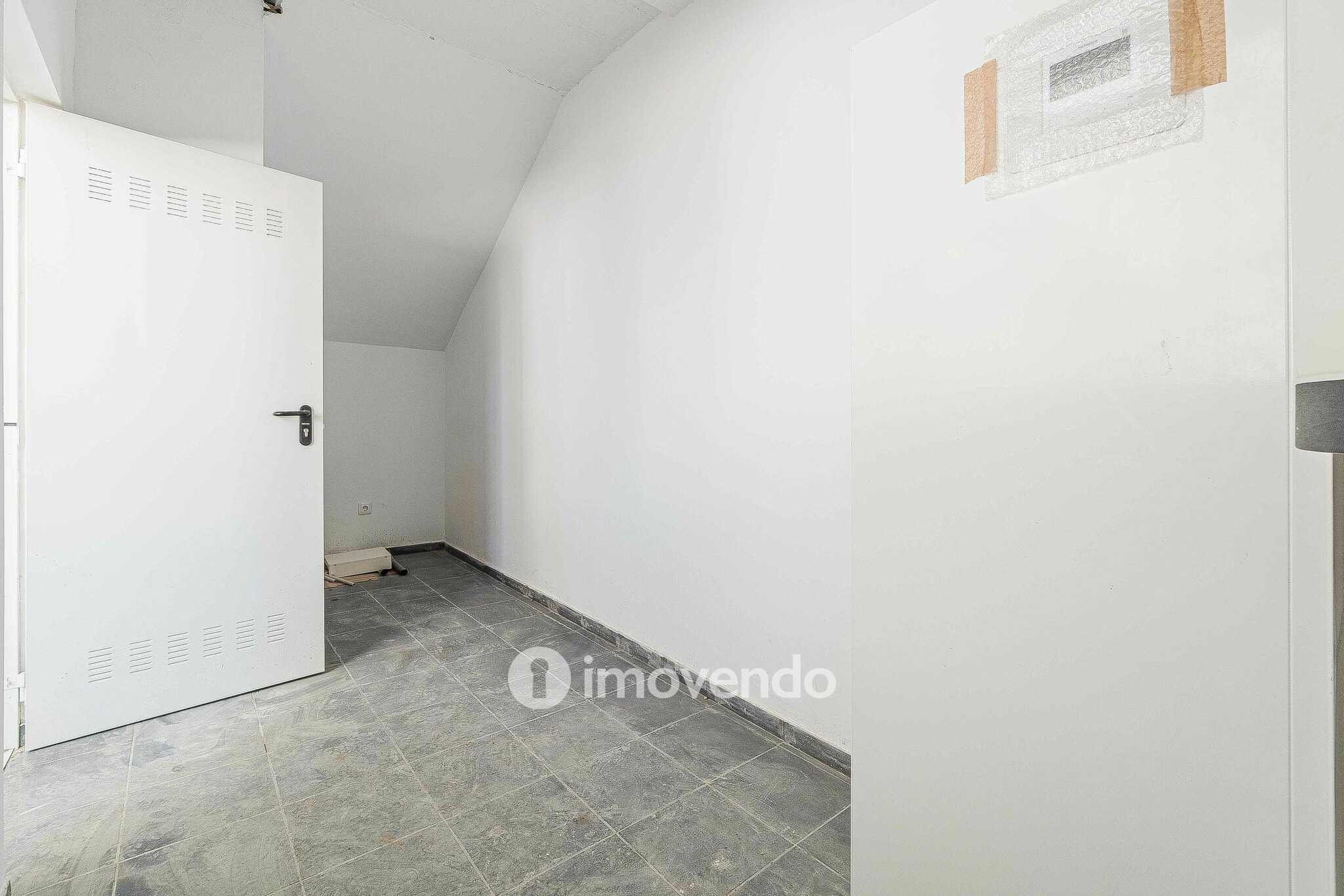 Moradia T2+2 moderna e premium, com garagem, em Alcochete