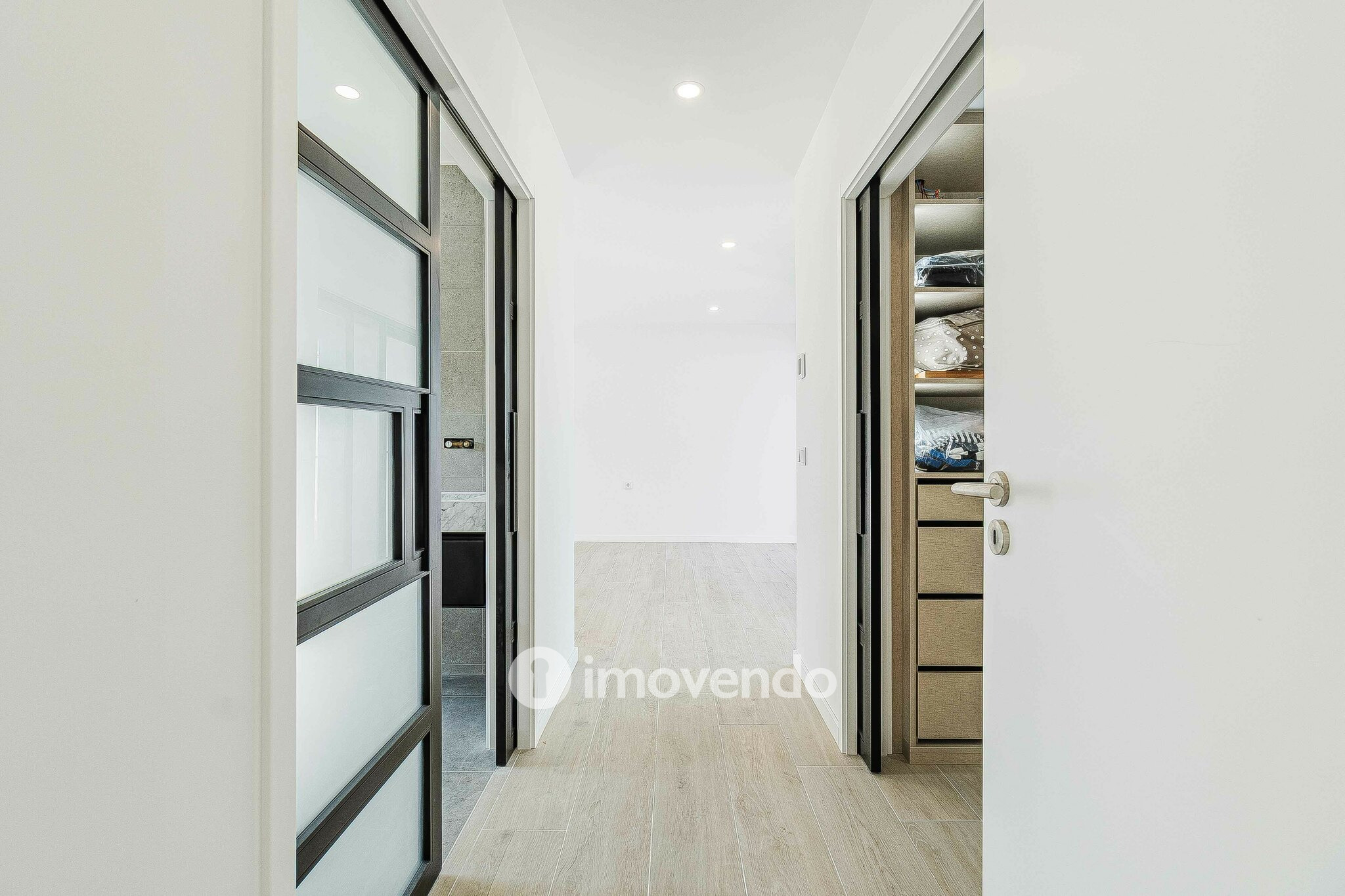 Moradia T2+2 moderna e premium, com garagem, em Alcochete