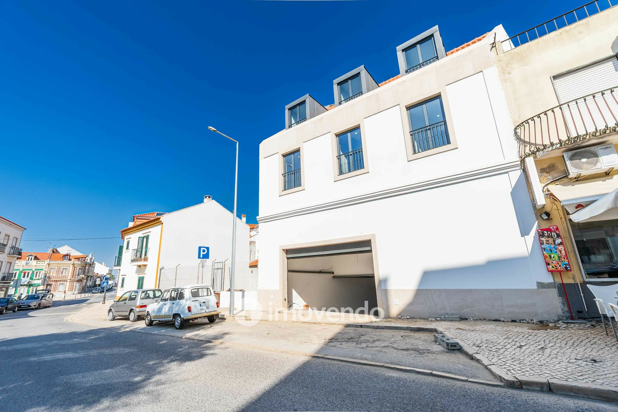 Moradia T2+2 moderna e premium, com garagem, em Alcochete