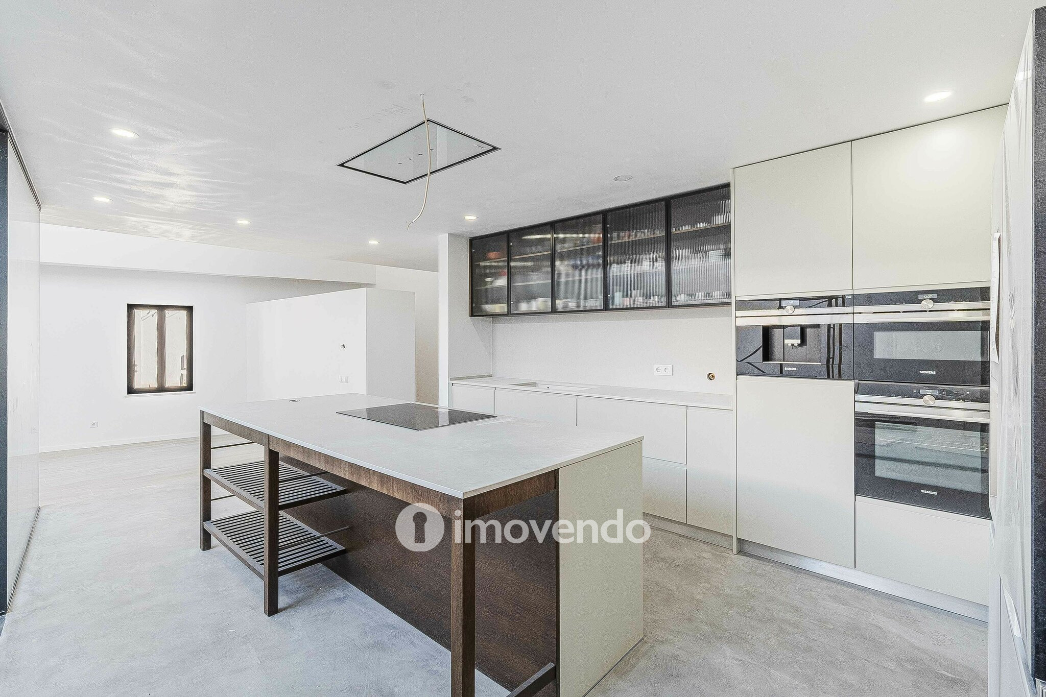 Moradia T2+2 moderna e premium, com garagem, em Alcochete