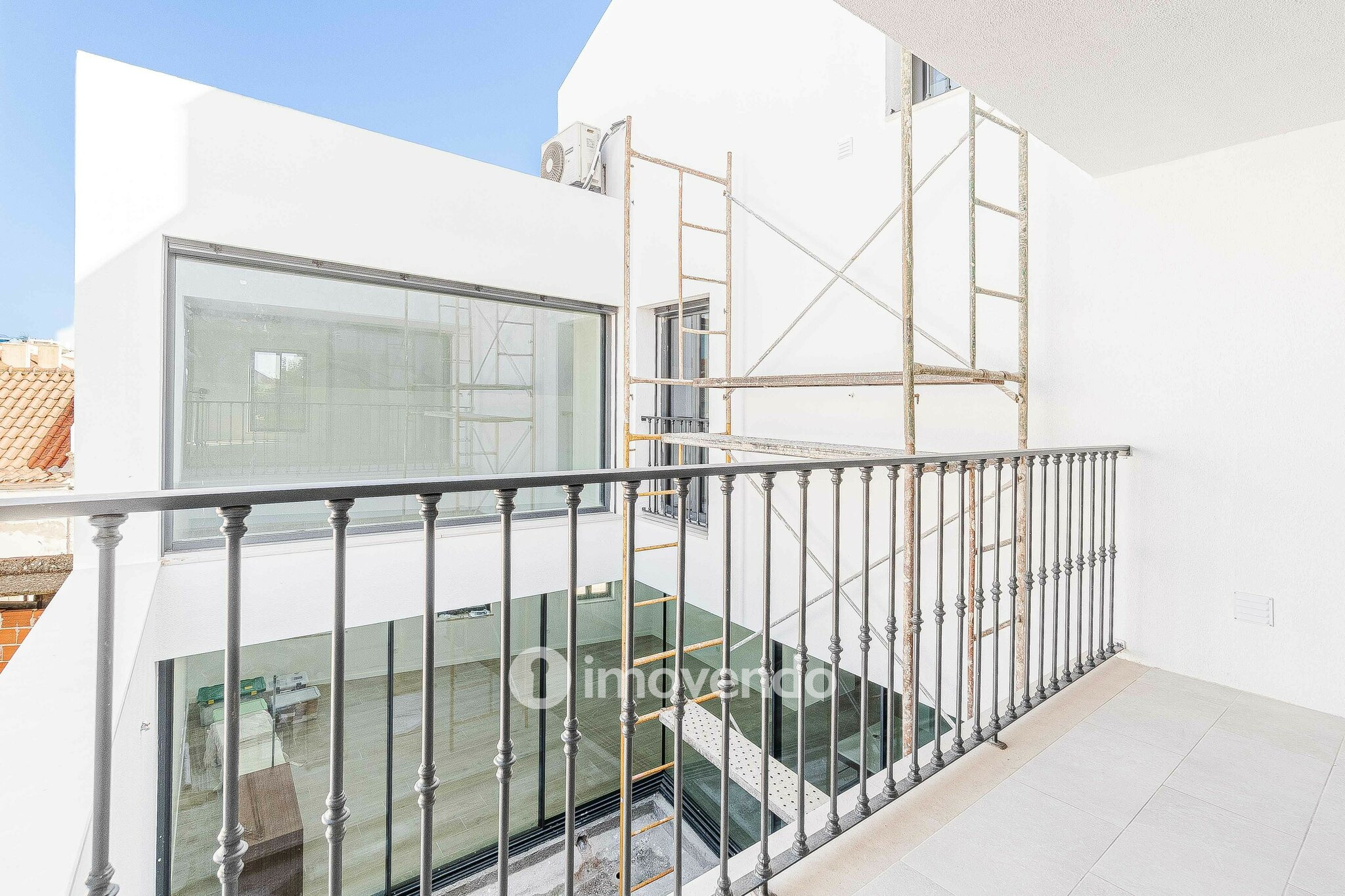 Moradia T2+2 moderna e premium, com garagem, em Alcochete