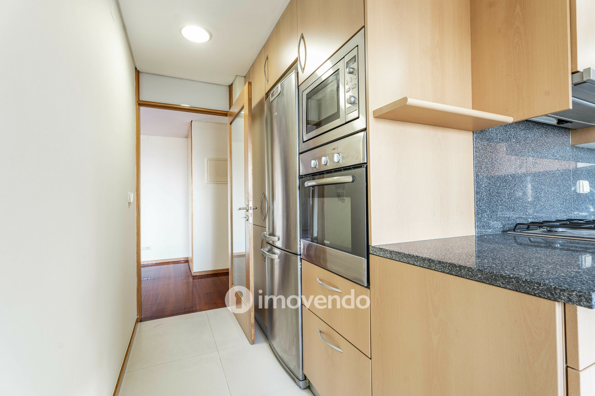 Apartamento T4 pronto a habitar, com garagem, em Braga