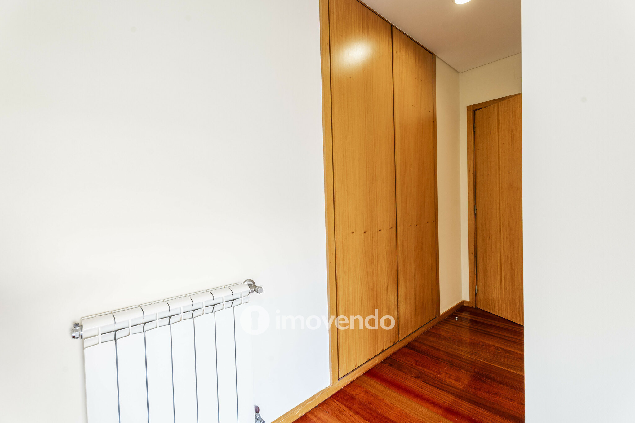 Apartamento T4 pronto a habitar, com garagem, em Braga