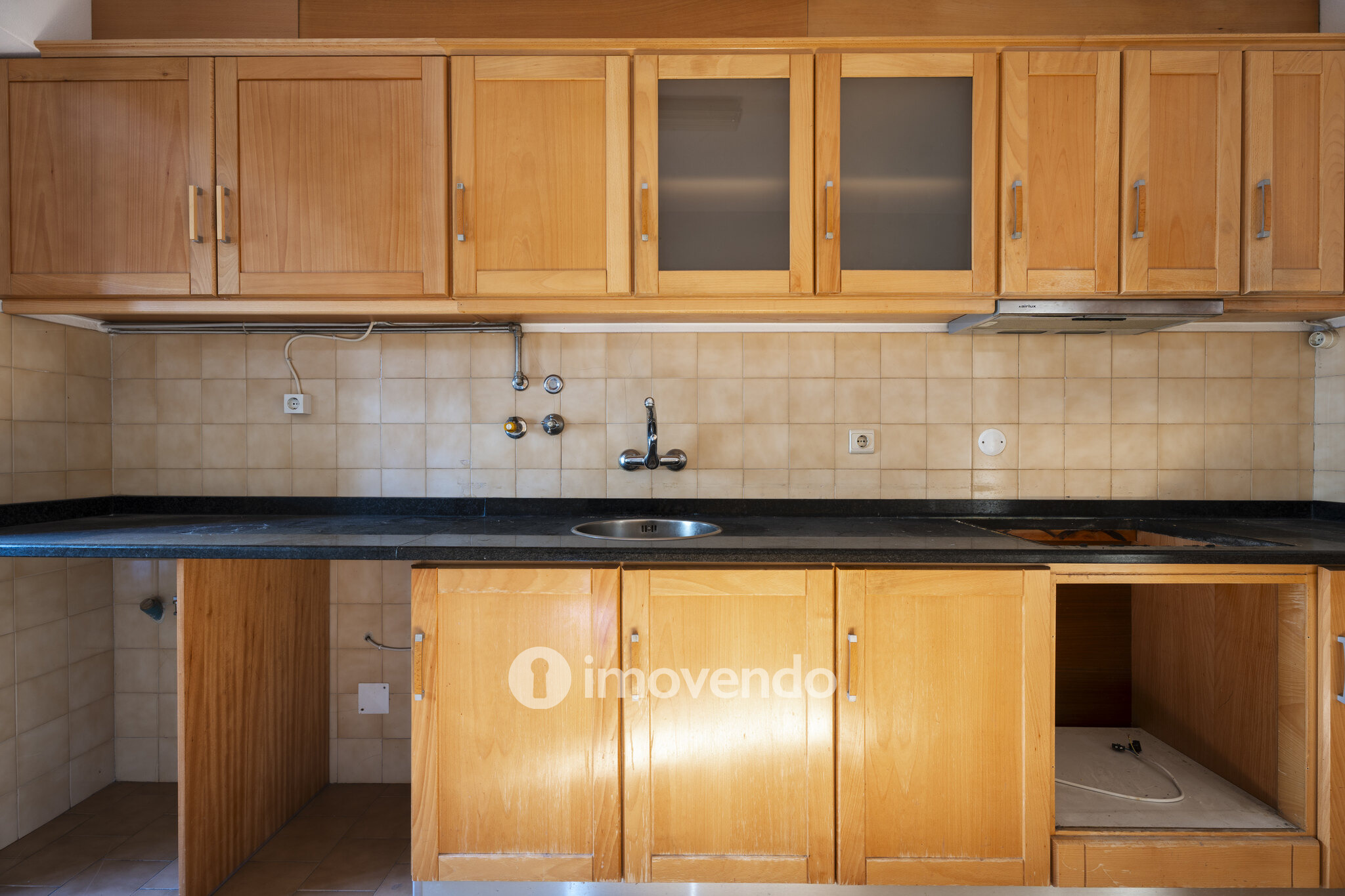 Apartamento T3, com áreas amplas e pronto a habitar, em Gaia