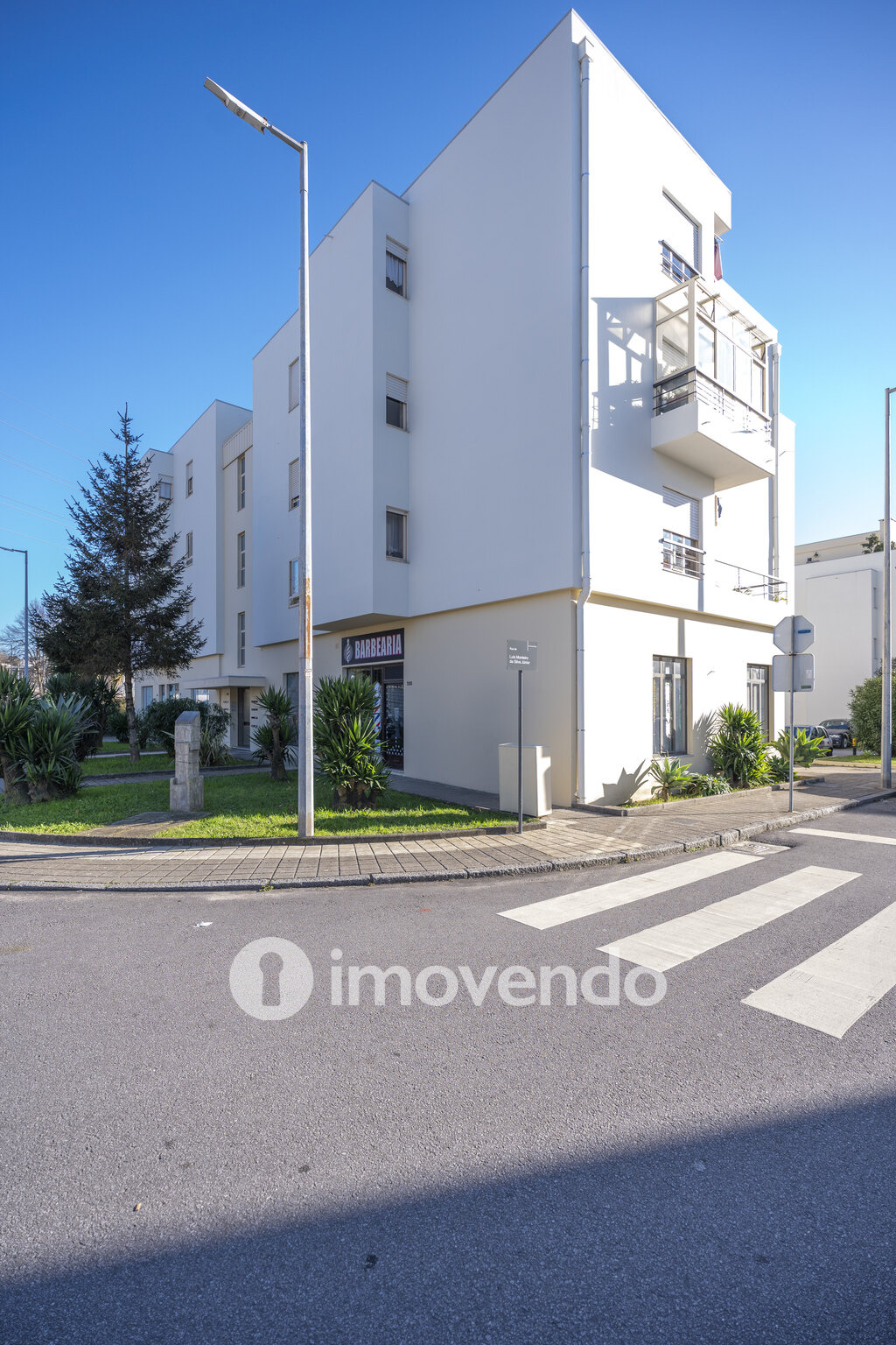 Apartamento T3, com áreas amplas e pronto a habitar, em Gaia