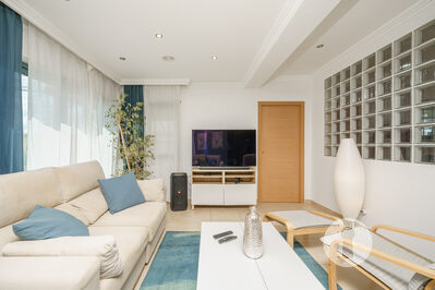 Villa T6 con piscina y garaje, en Charneca da Caparica - 5