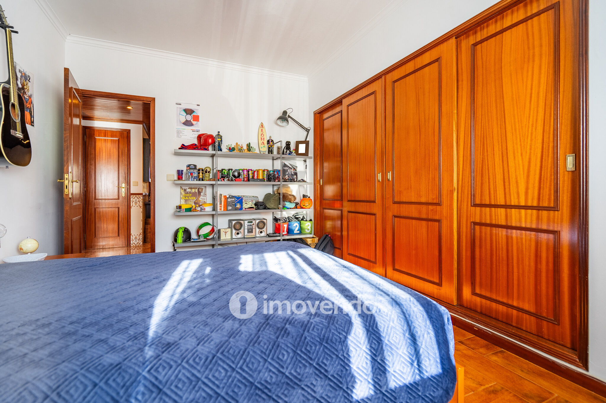 Apartamento T2, luminoso e com uma cave enorme, na Quinta da Marialva