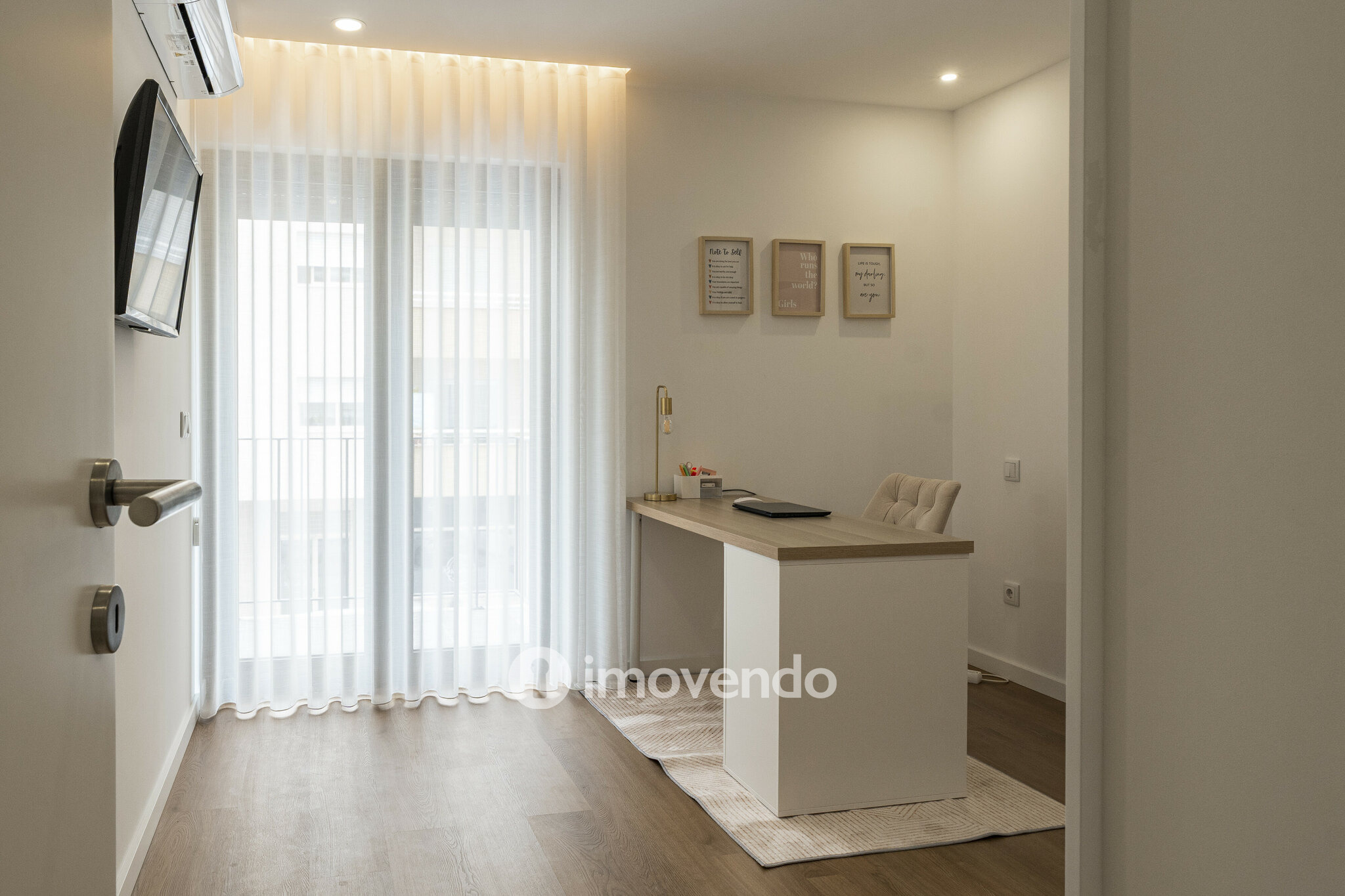 Apartamento T3 exclusivo, com cozinha equipada e garagem, em Braga
