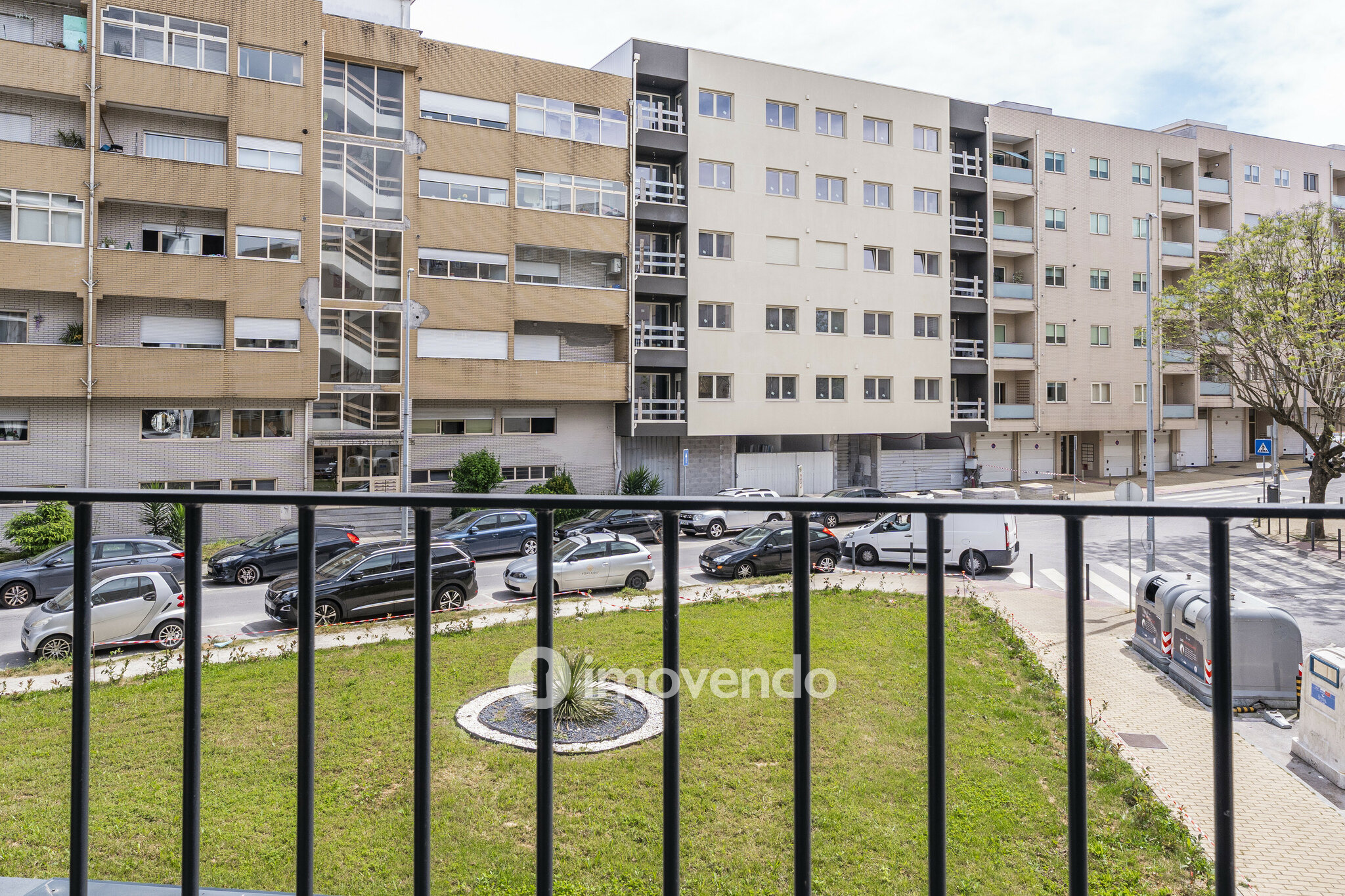 Apartamento T3 exclusivo, com cozinha equipada e garagem, em Braga
