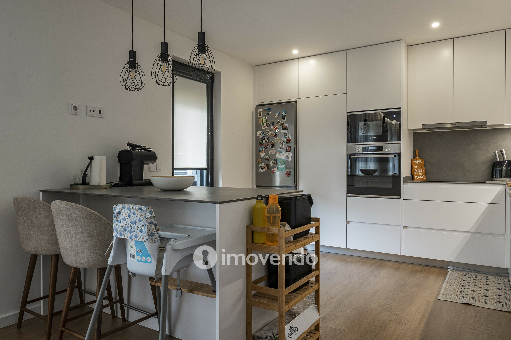Apartamento T3 exclusivo, com cozinha equipada e garagem, em Braga
