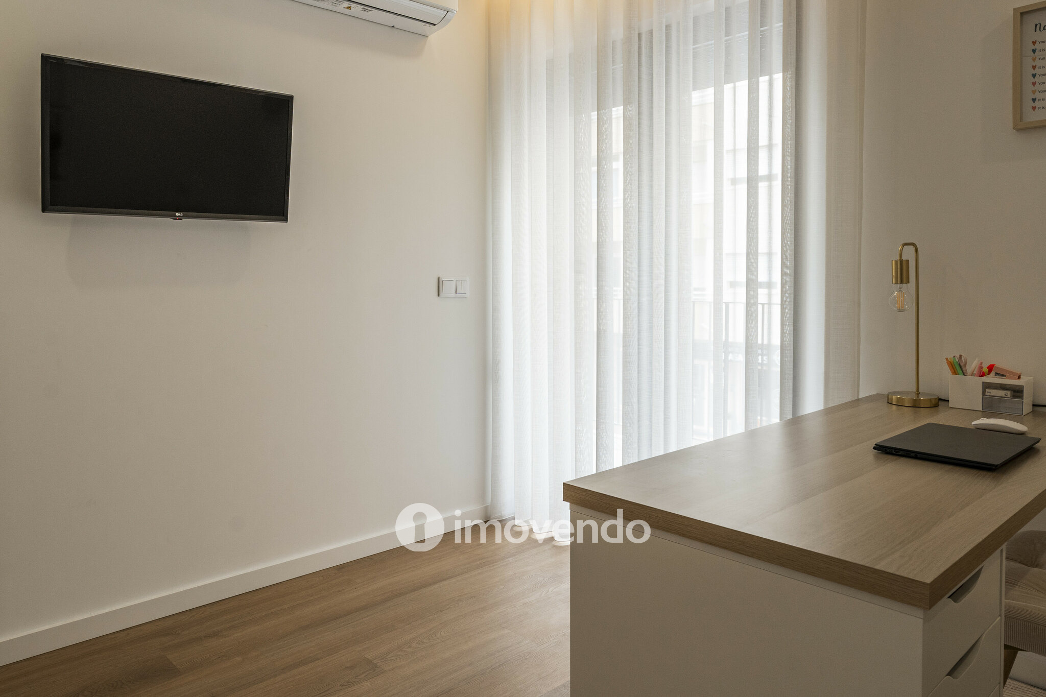Apartamento T3 exclusivo, com cozinha equipada e garagem, em Braga