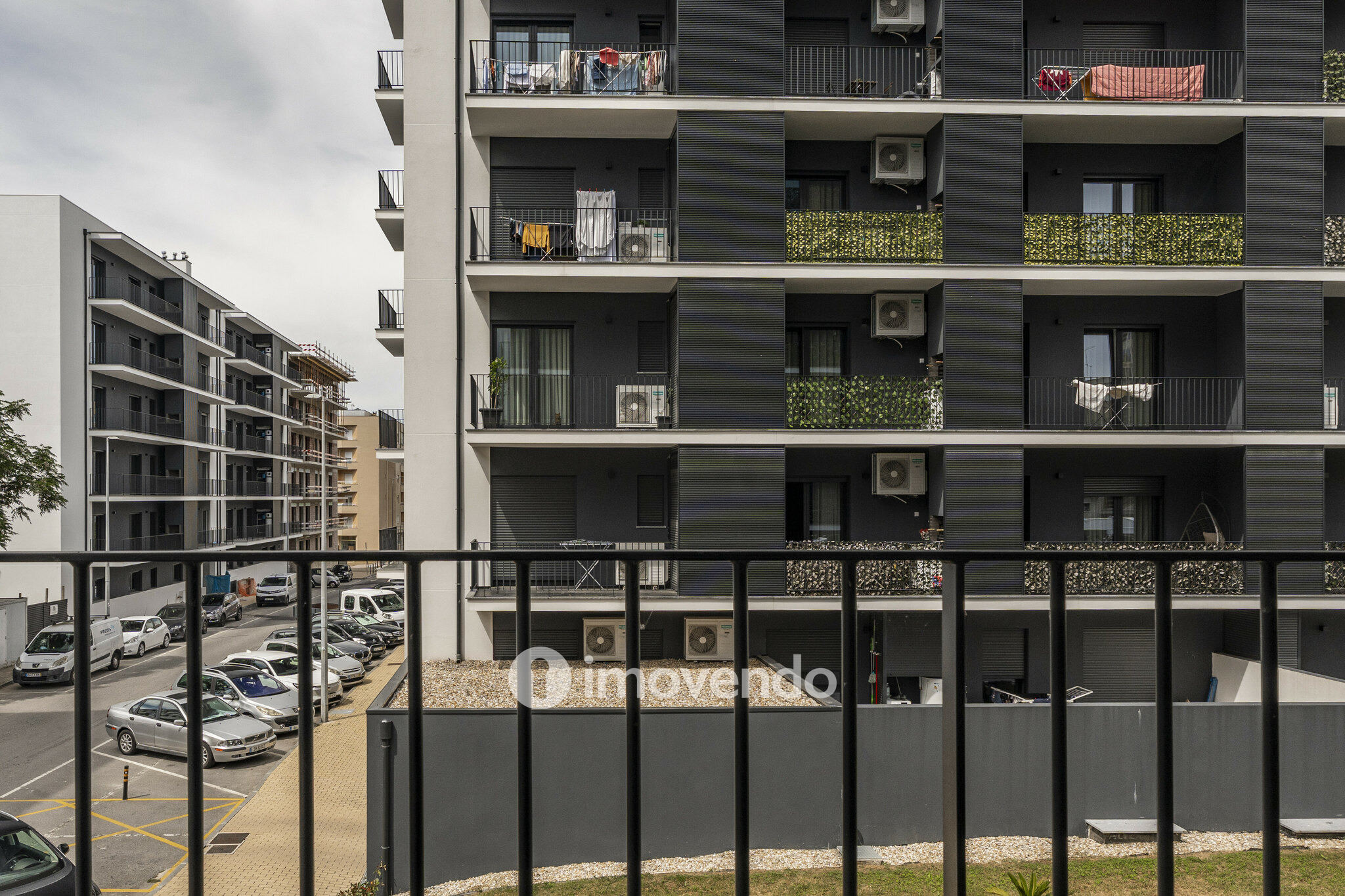 Apartamento T3 exclusivo, com cozinha equipada e garagem, em Braga