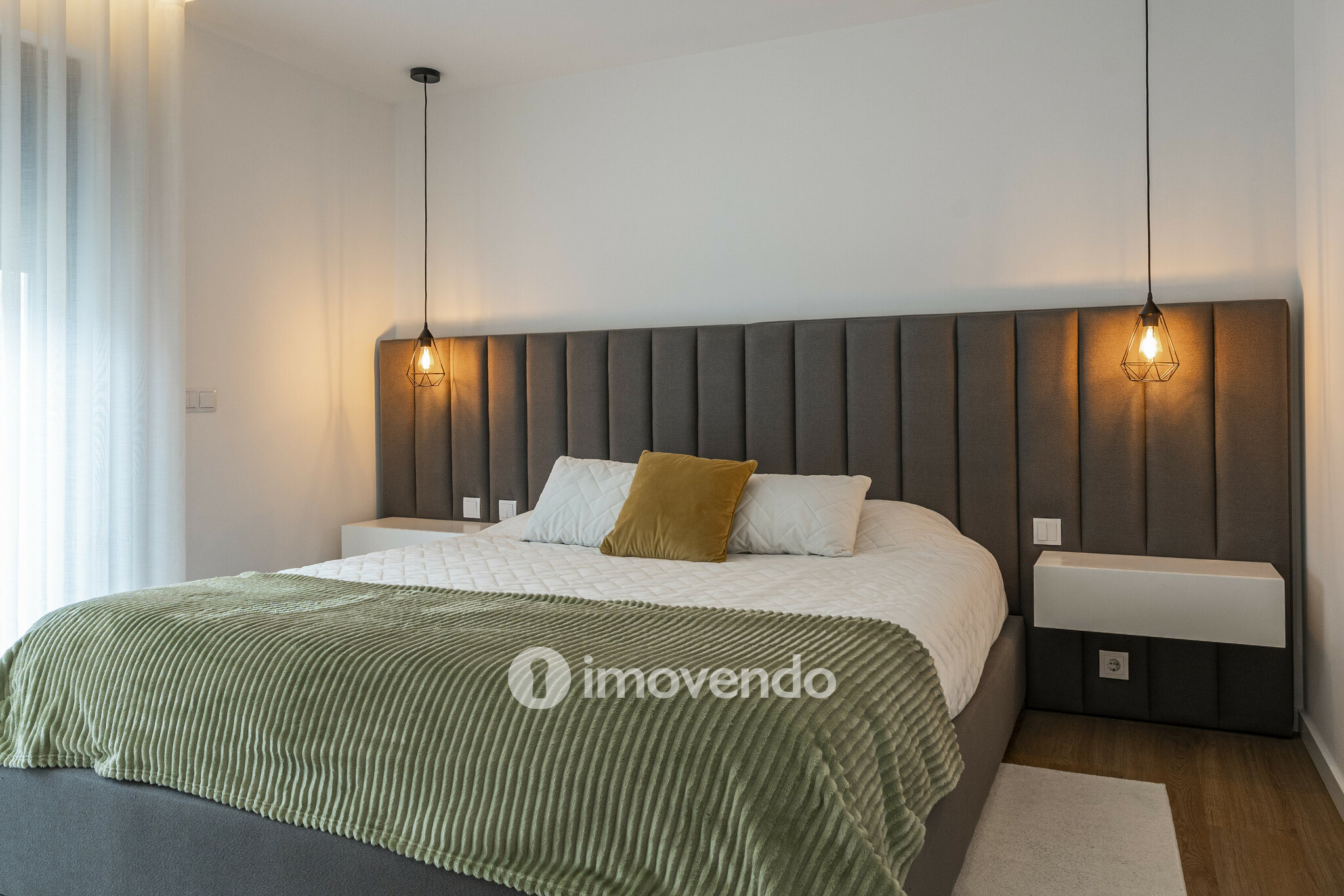 Apartamento T3 exclusivo, com cozinha equipada e garagem, em Braga