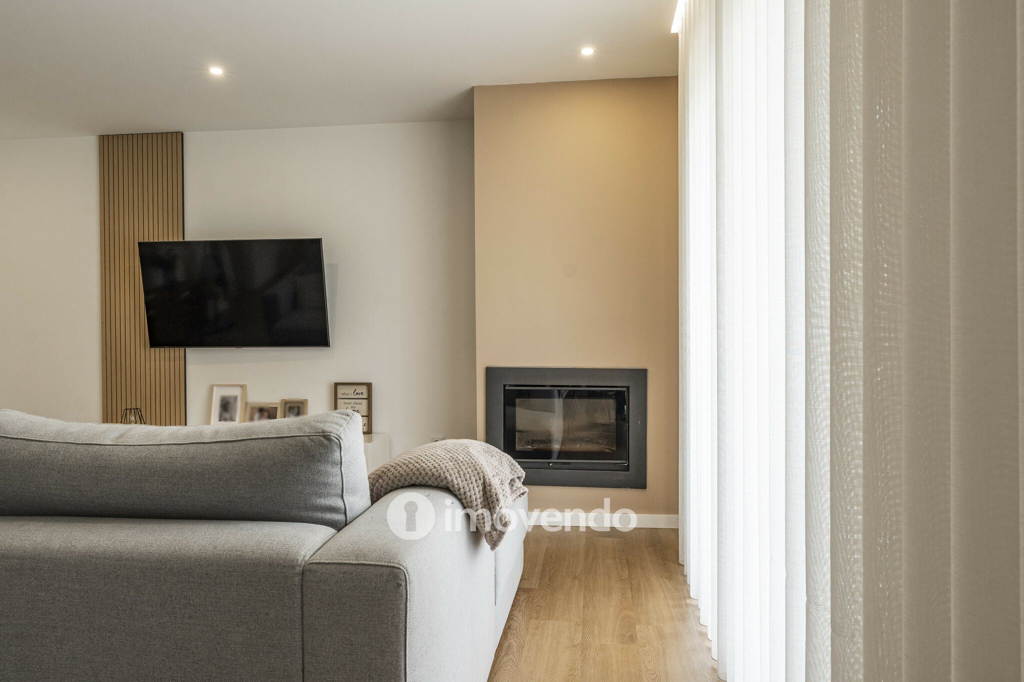 Apartamento T3 exclusivo, com cozinha equipada e garagem, em Braga