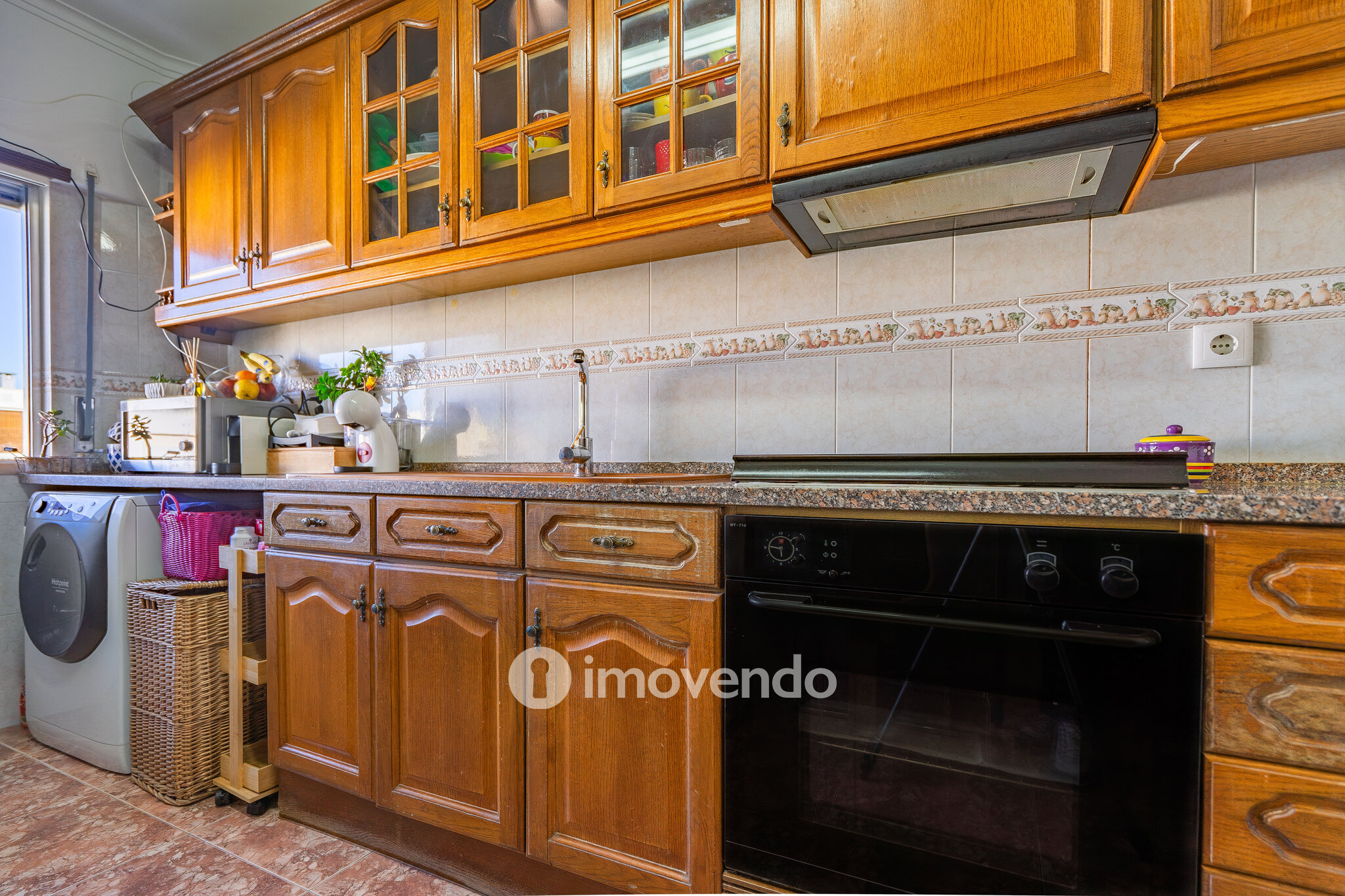 Apartamento T2, luminoso e com uma cave enorme, na Quinta da Marialva