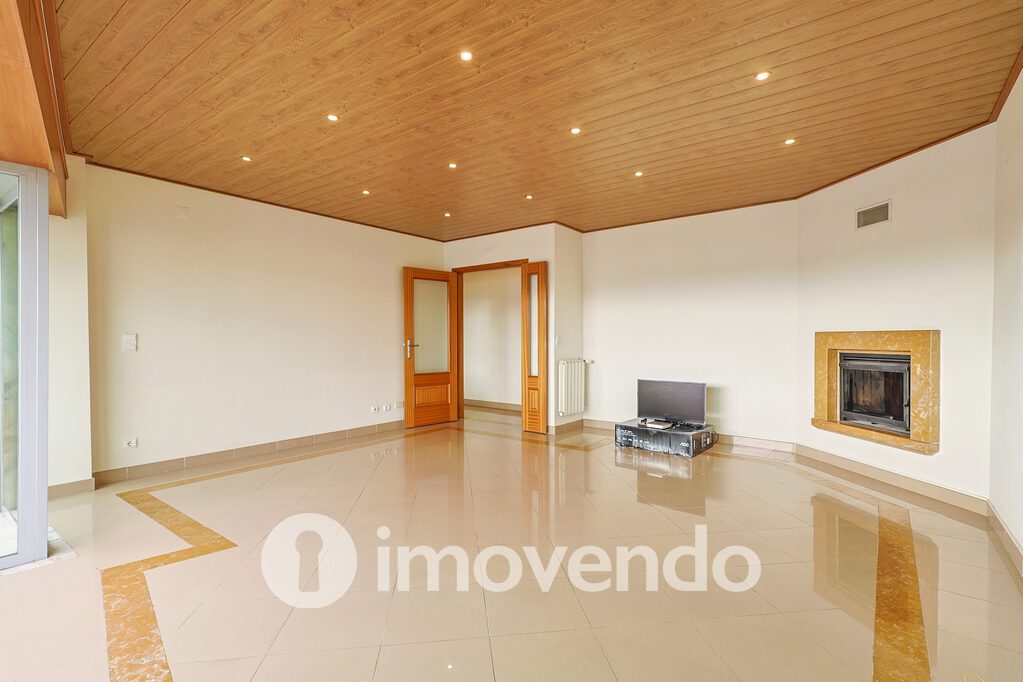 Apartamento T2 em Oeiras, Barcarena com 90 m<sup>2</sup> por 325.000