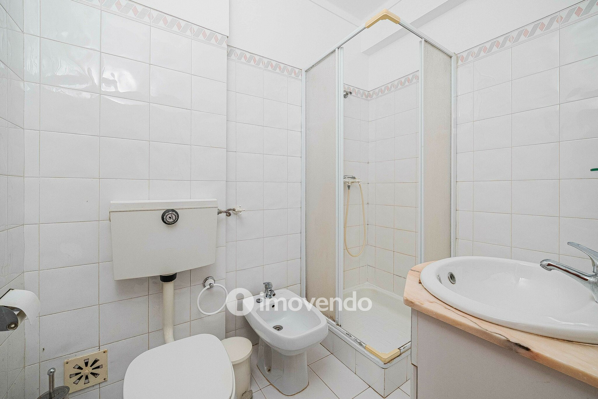 Apartamento T3 pronto a habitar, com áreas amplas, no centro de Mafra