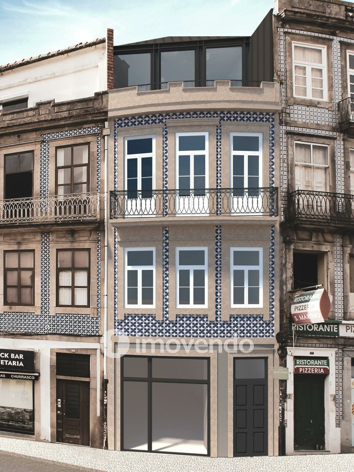 Prédio com 6 Apartamentos T0, loja e logradouro, no centro do Porto