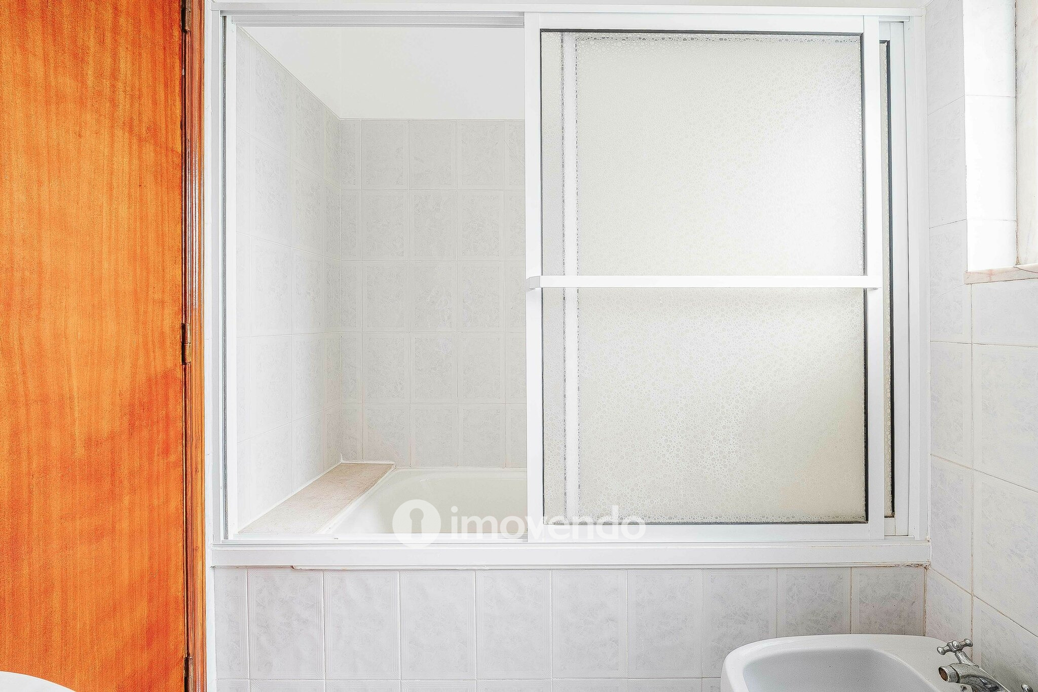 Apartamento T3 pronto a habitar, com áreas amplas, no centro de Mafra