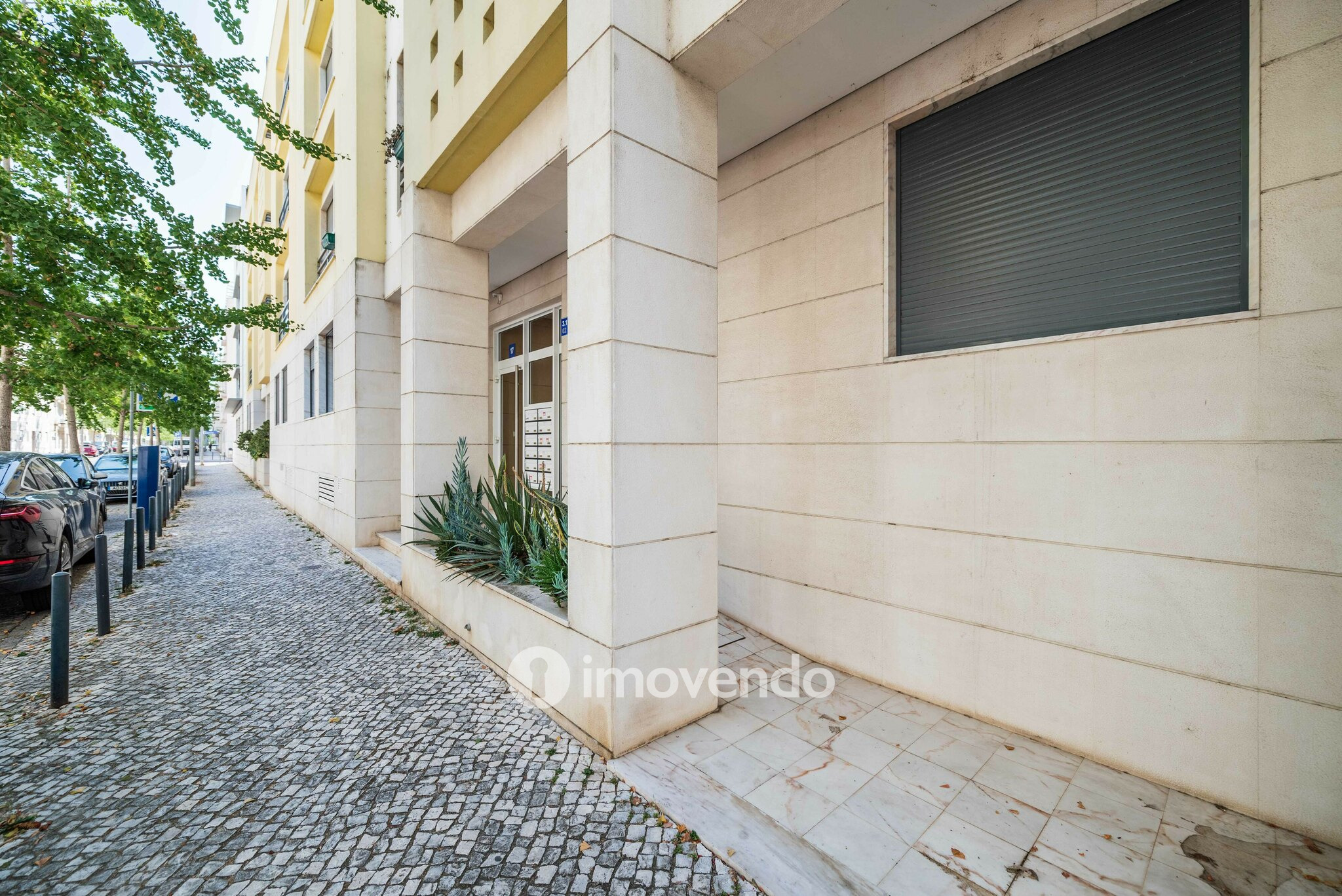 Apartamento T3 premium, com estacionamento, no Parque das Nações